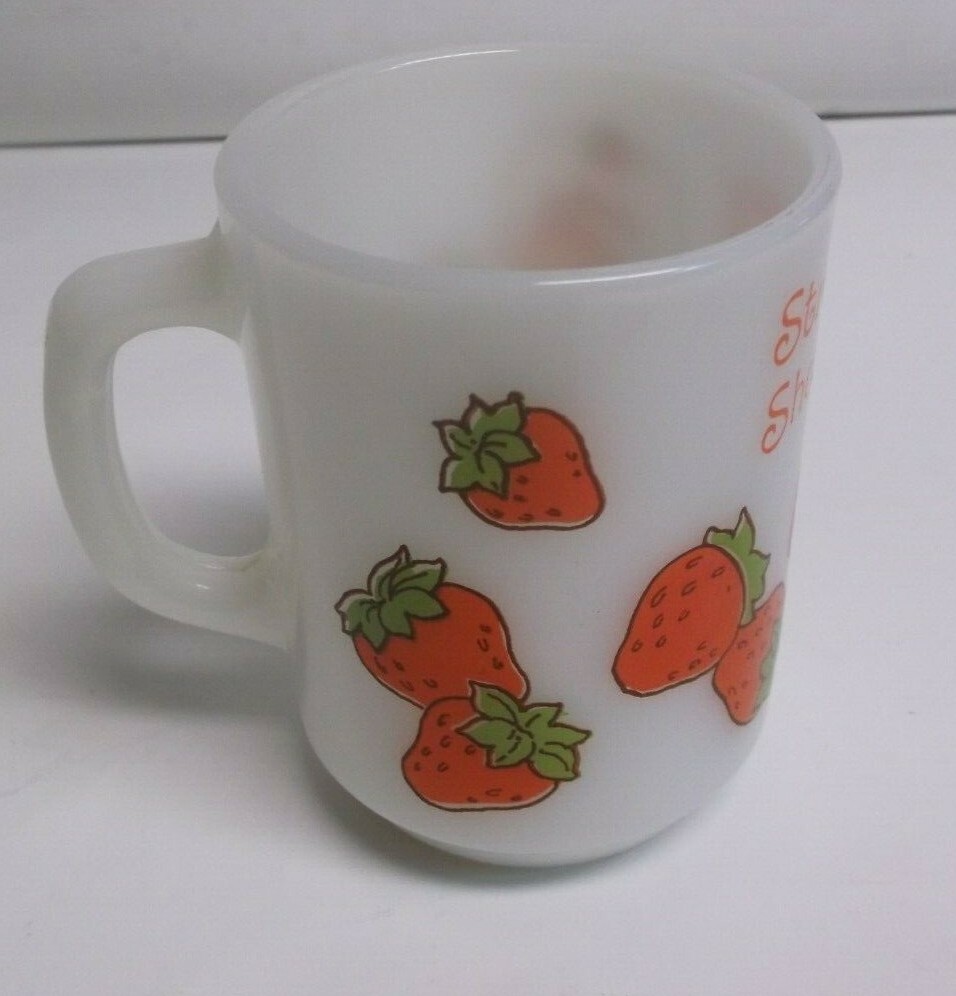 Strawberry Shortcake Mug by Anchor Hocking American Greetings 1980