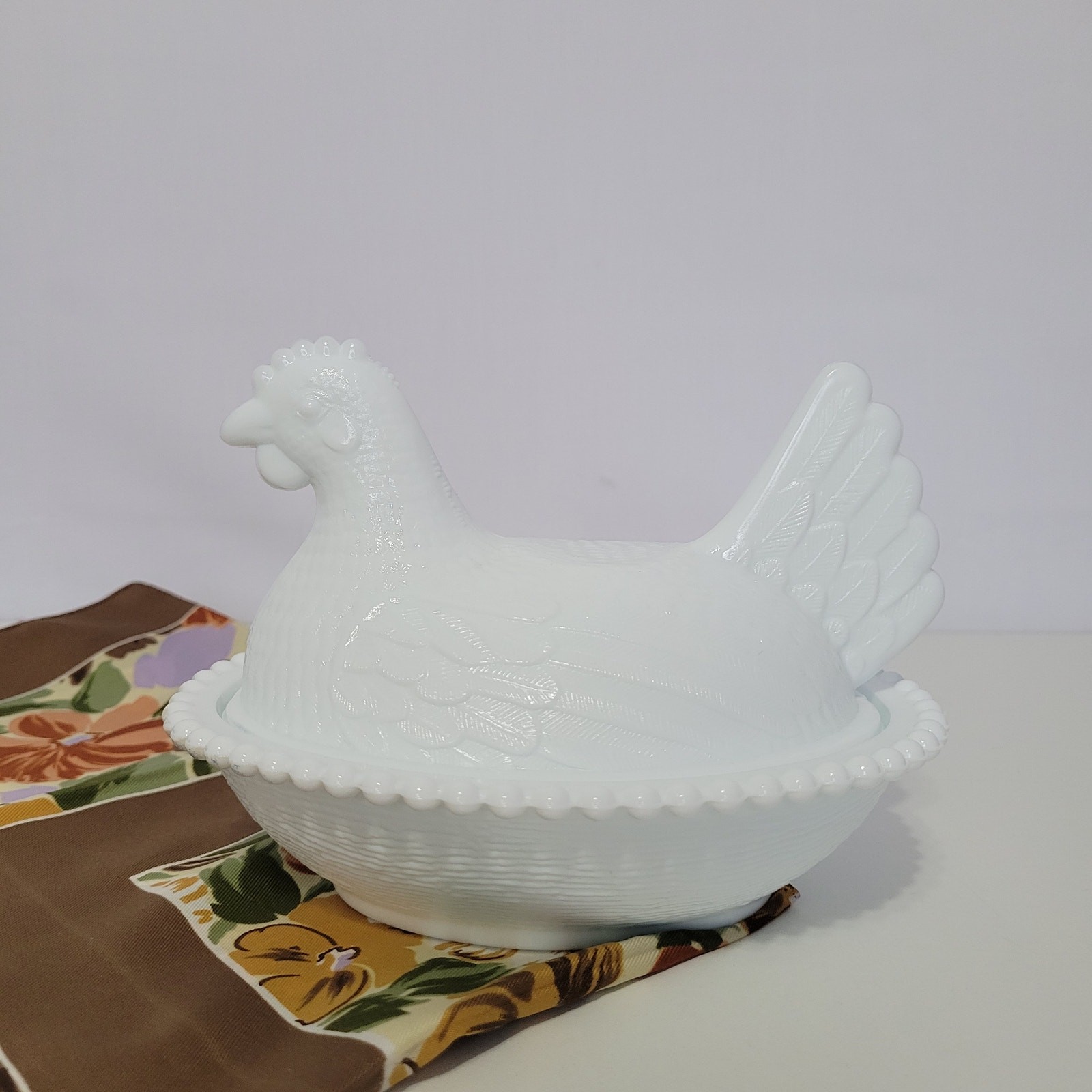 Vintage Indiana Milk Glass Hen Chicken on Nest Candy Dish White