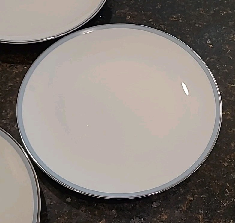 SET (8) Noritake China BLUETONE 8 1/8″ Salad Plates 6379 Japan. Blue, Platinum
