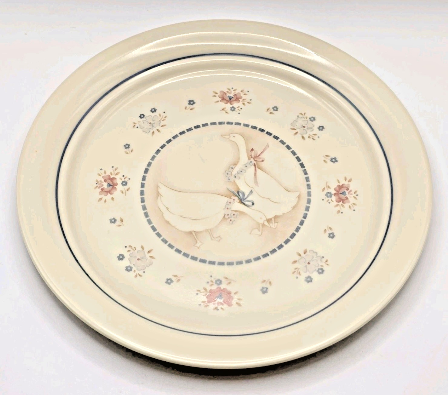 4 Vtg Corelle Country Promenade 8.5″ Retired Salad Plates Goose Cottagecore USA