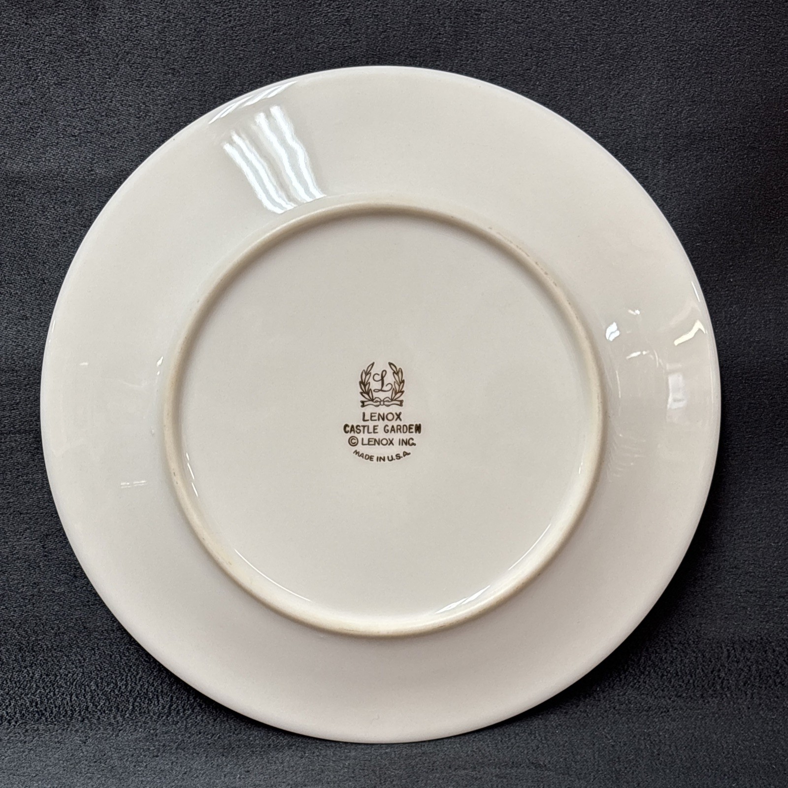 ❤ Lenox CASTLE GARDEN Bread Plate 6 3/8 Inches
