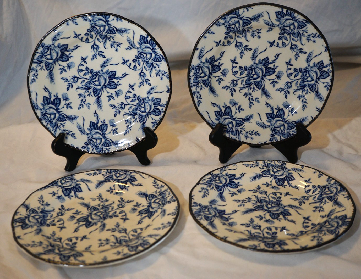 WOOD AND SONS CHINA COLONIAL ROSE BLUE 4 DINNER 11″ & 4 SALAD PLATES 8″ ENGLAND
