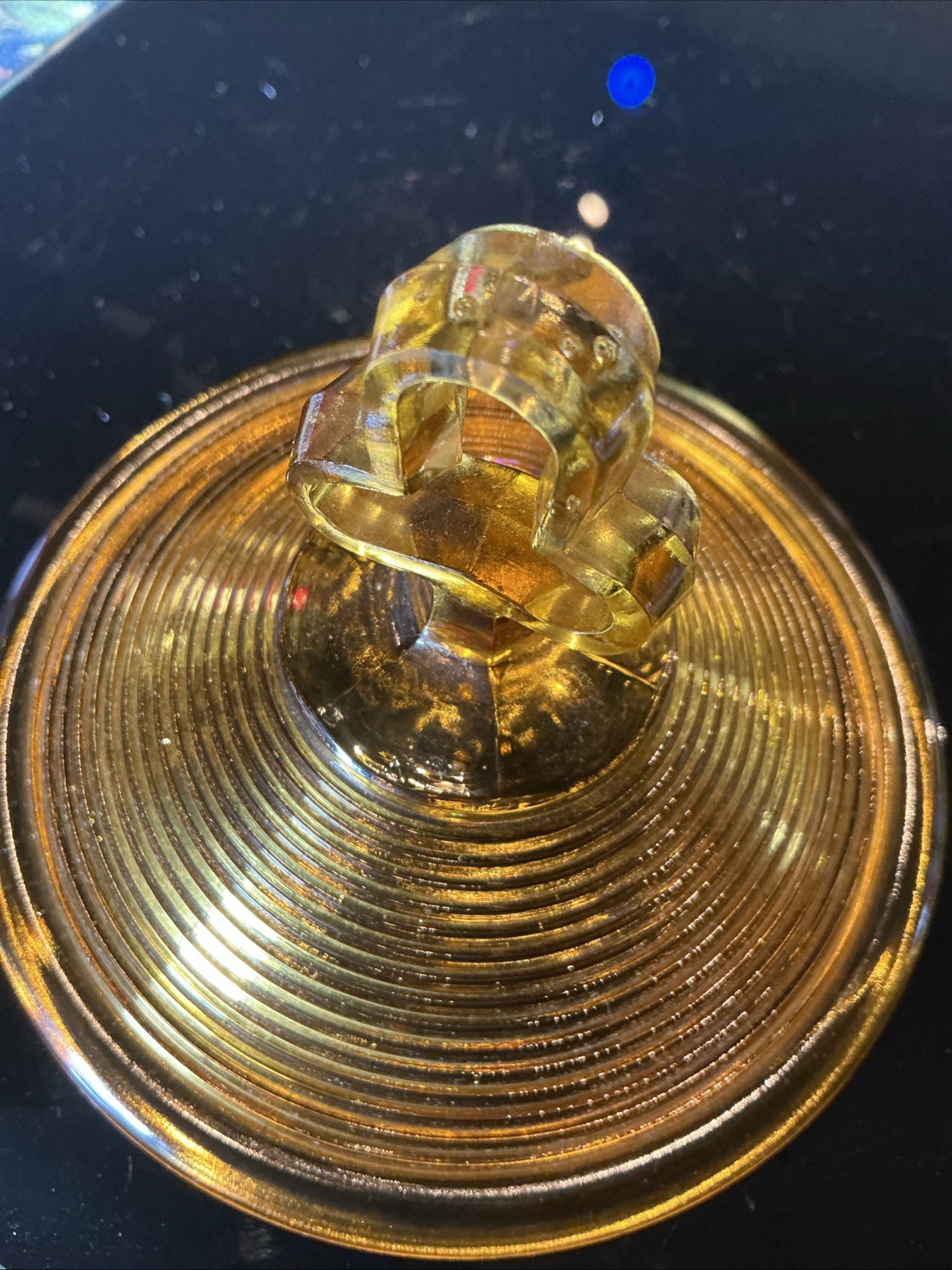 Vintage Indiana Glass Amber Old English Ribbed Candy Dish With Lid (read)