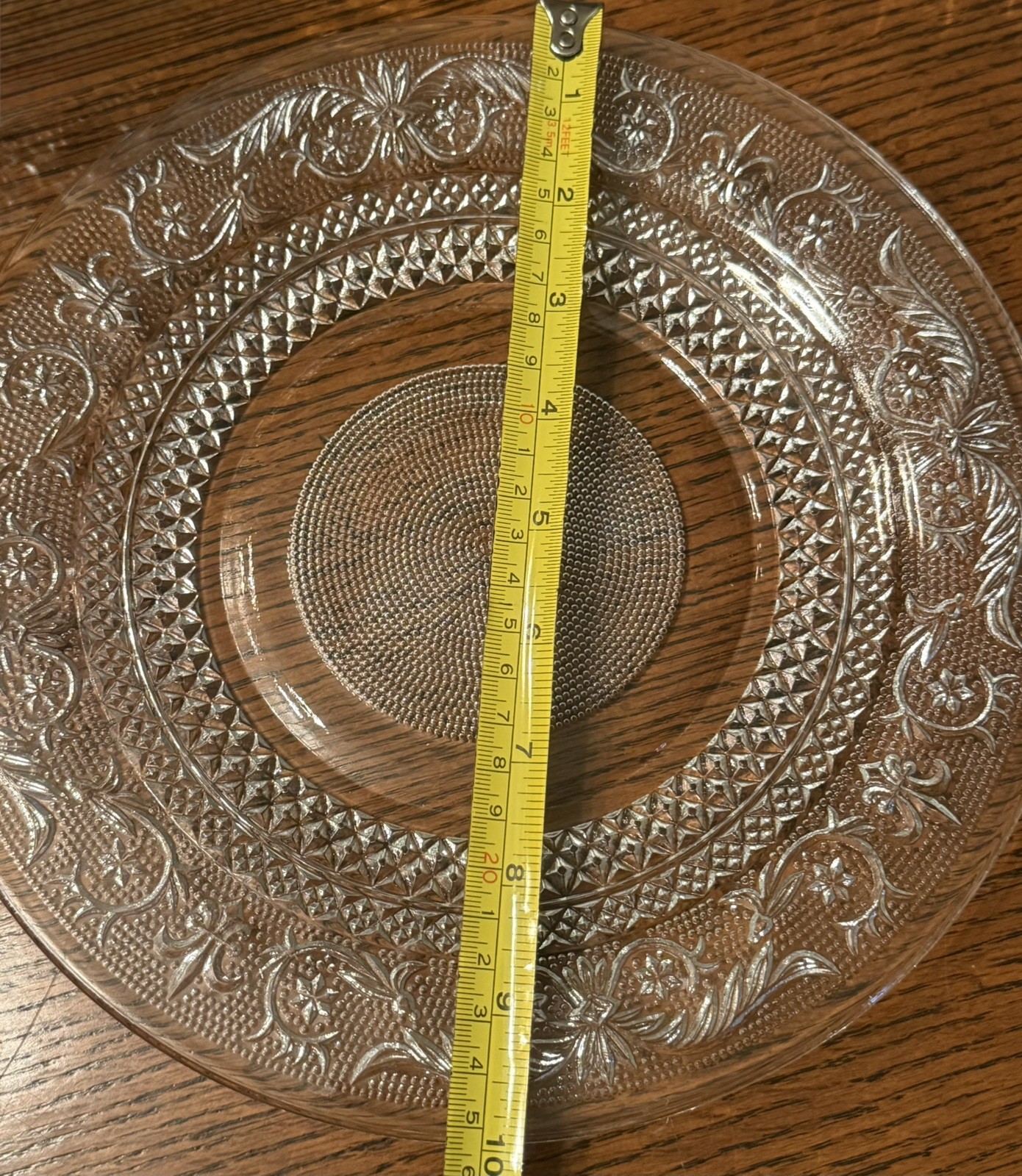 3 Pcs -VINTAGE KIG MALAYSIA Trellis Glass Sandwich; 2 Serving Bowls & 1 Lg Plate