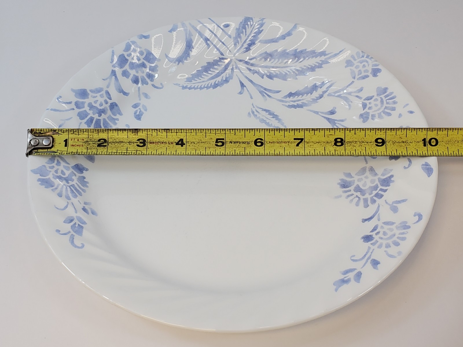 Corelle Botanique 10.25″ Dinner Plates Set of 4 Floral Pattern Retired