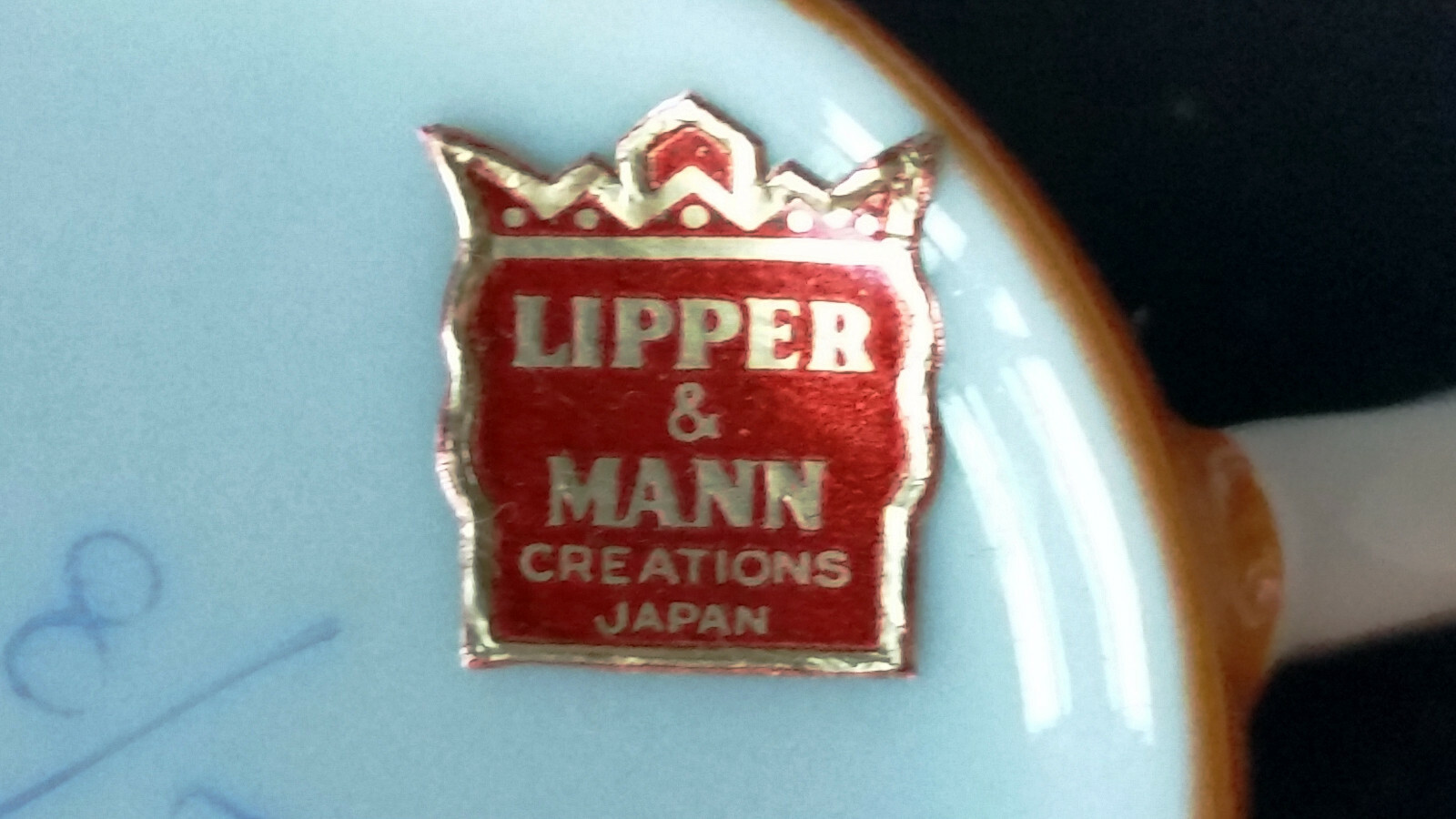 Lipper & Mann China Demi Tasse Set. 14 Pieces, Japan.