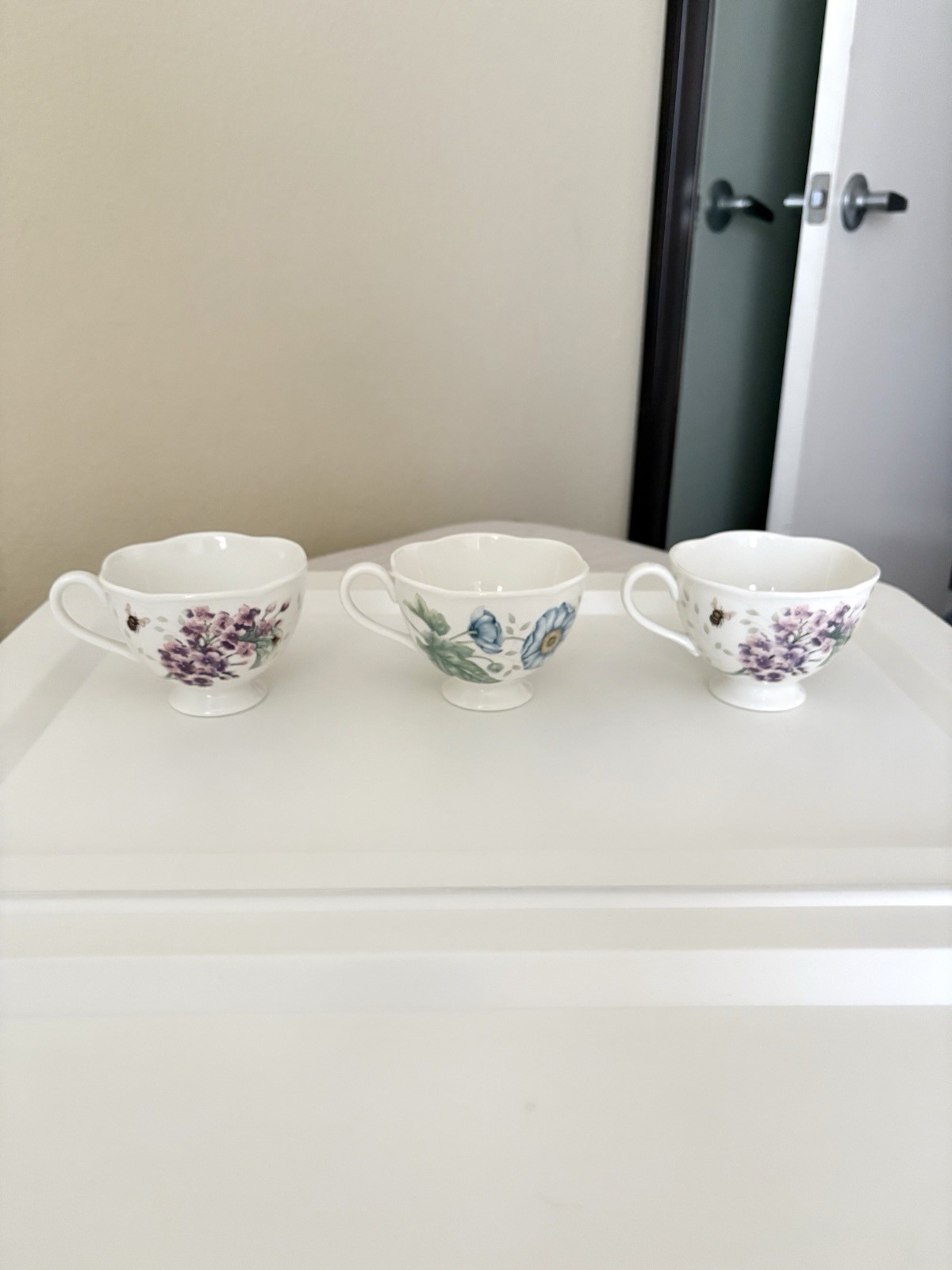 Lenox Floral Butterfly Bee Cups and Saucers Teacups Set of 3