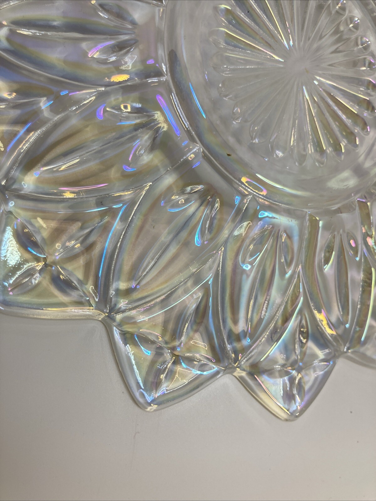 Vtg 1960s Star Flower Petal Federal Clear Iridescent Carnival Glass Plate 9.25″