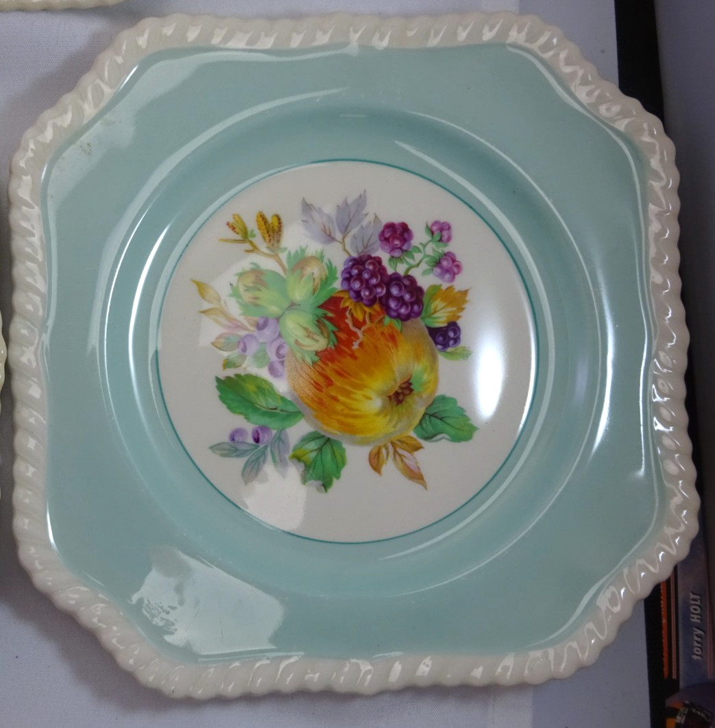 5 VINTAGE JOHNSON BROS SQUARE LUNCHEON PLATES 7.25″ CALIFORNIA COLORS PASTEL DM