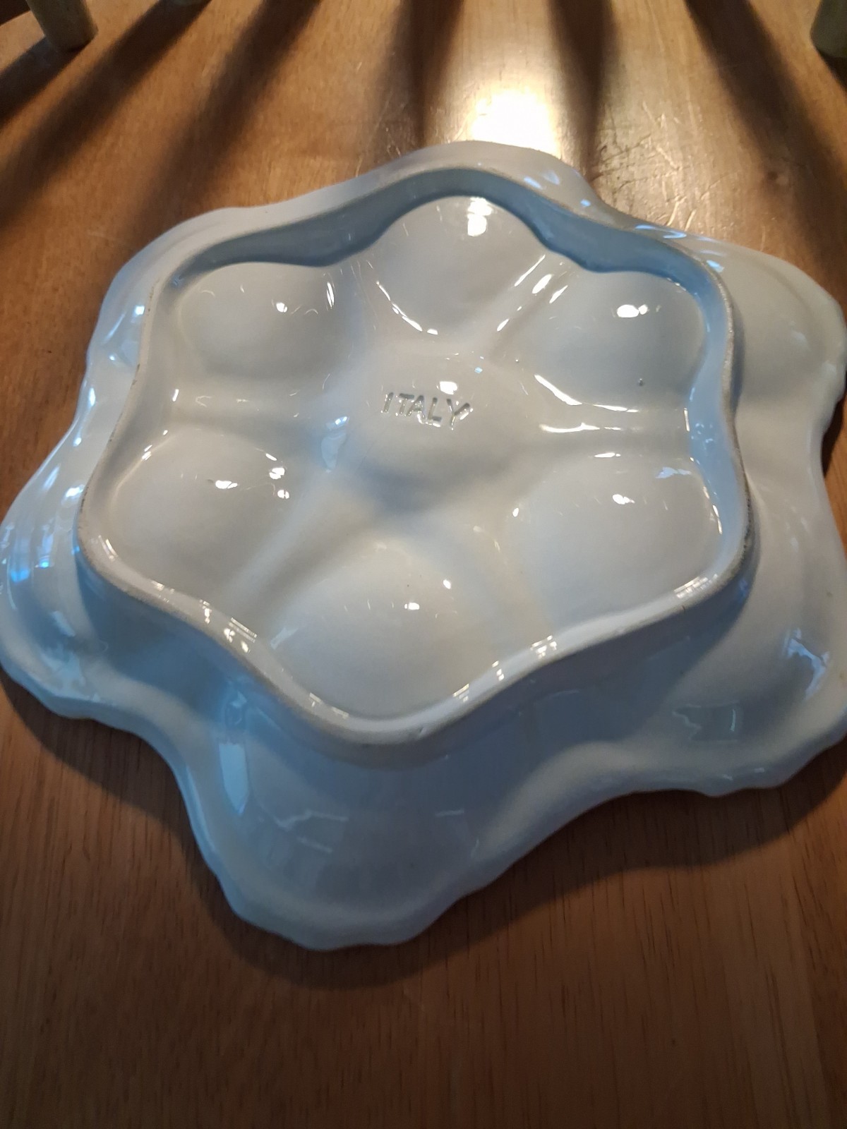 Porcelain White 6 Well Oyster Plate 9 1/2″ Deep Dish, With Center Area For Sauce