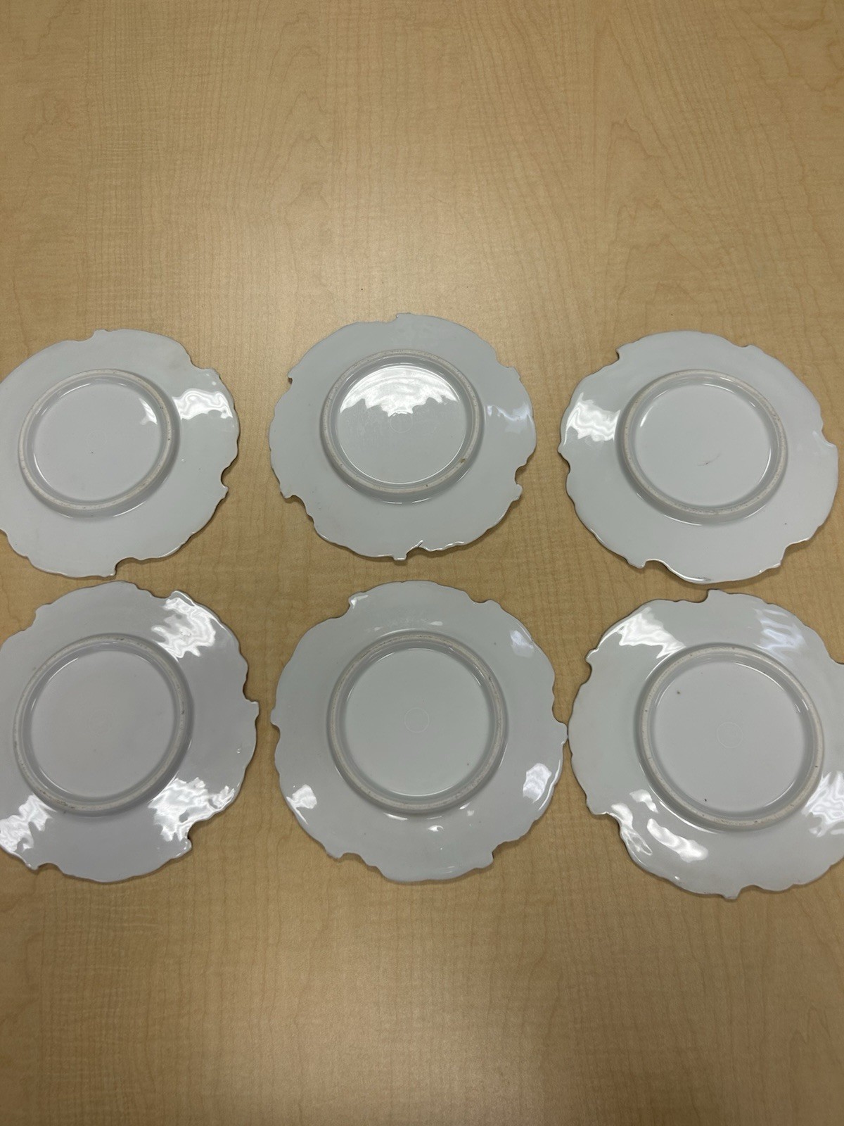Victorian Themed Plates Set Of 6 With Guilded Scalloped Edges