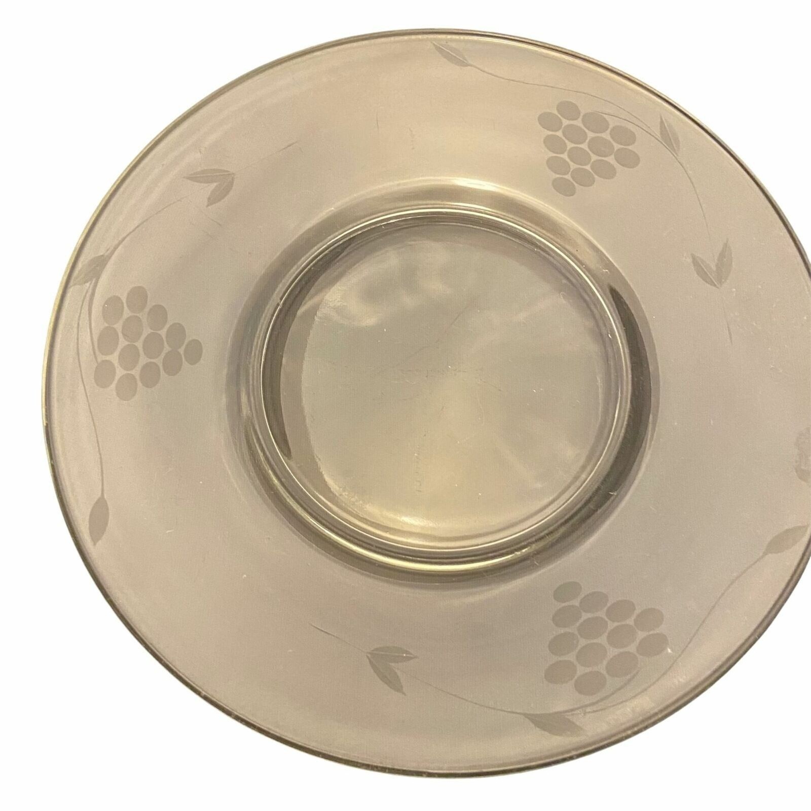 #4117 Etched clear glass Vtg salad plates grapevine pattern