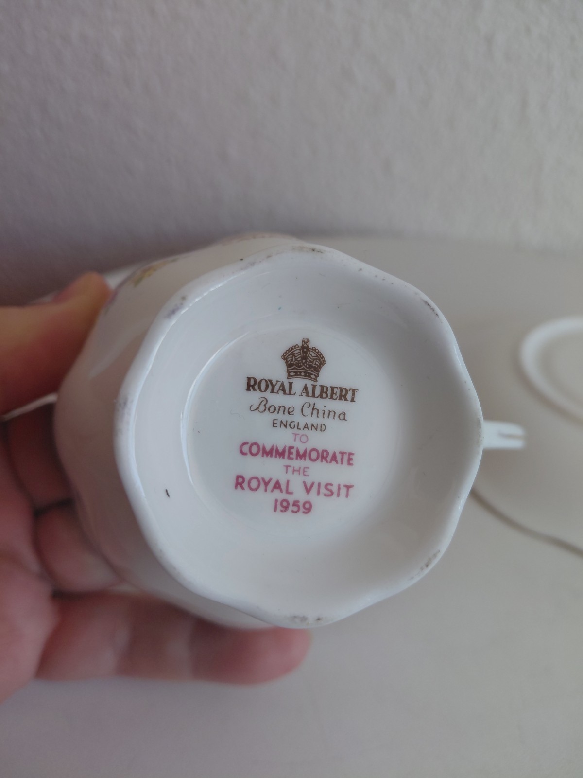 Royal Albert England Commemorative Royal Visit 1959 Canada Cup/Saucer Set READ!