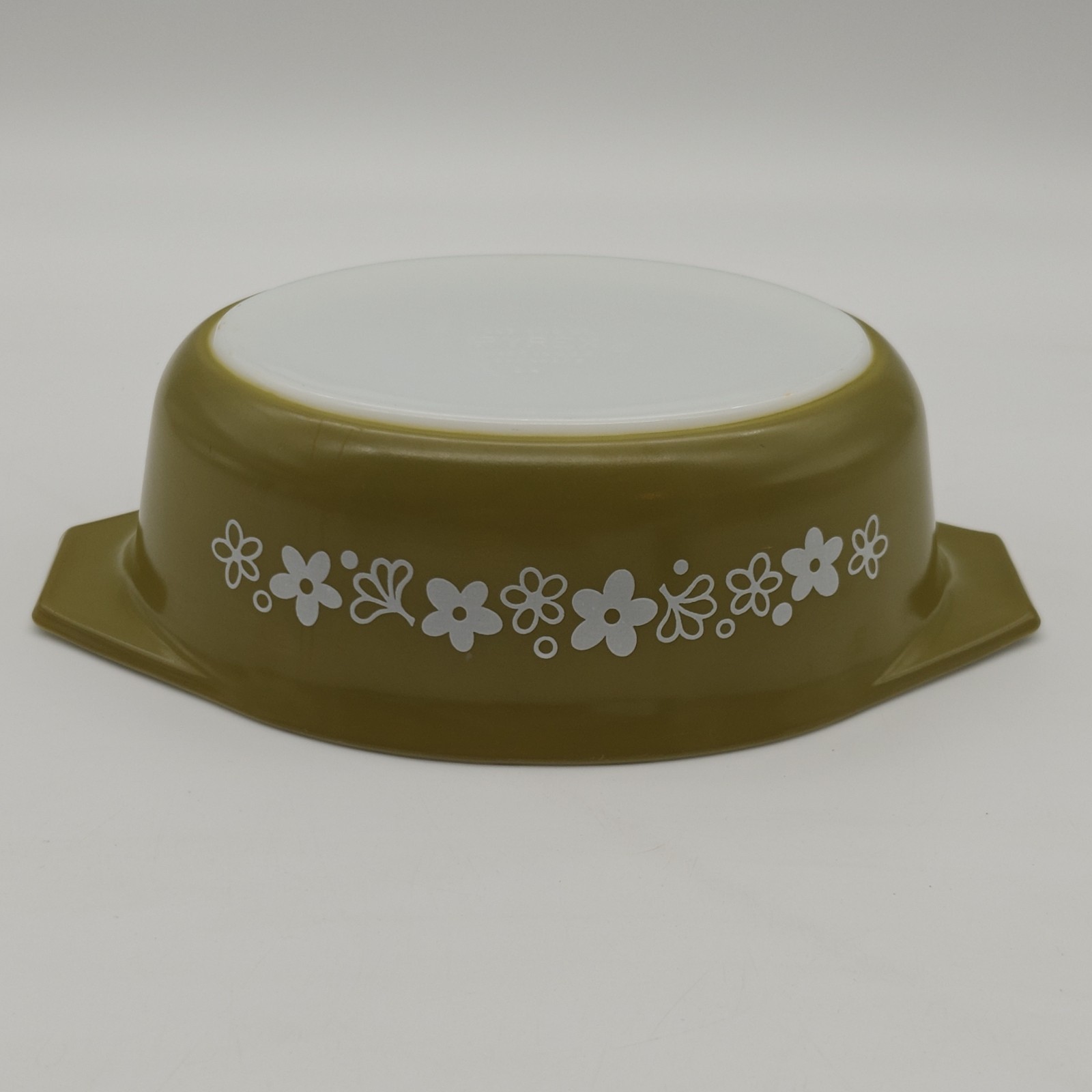 PYREX 70’s Crazy Daisy Spring Blossom 1 1/2Qt Oval Casserole Dish 043 Shiny Nice