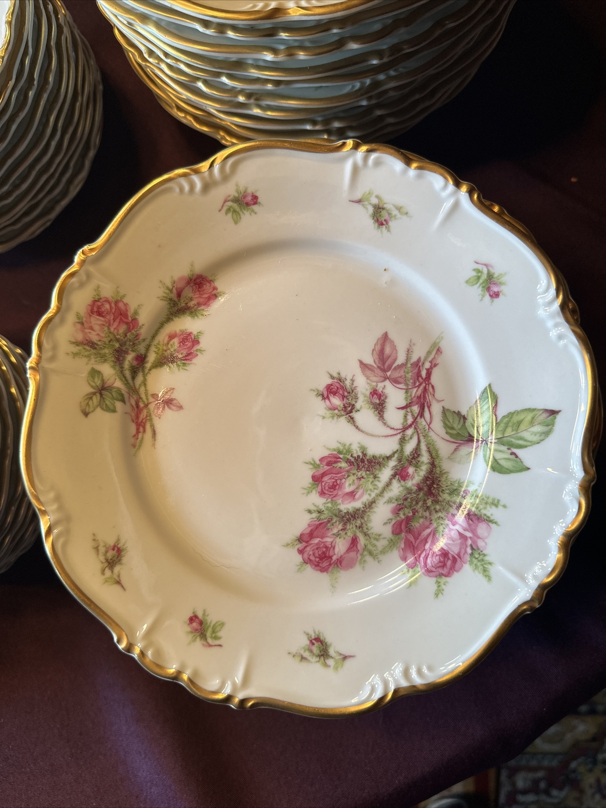 Edelstein Mary-Theresa 92 Pc Moss Rose 16703 Fine China