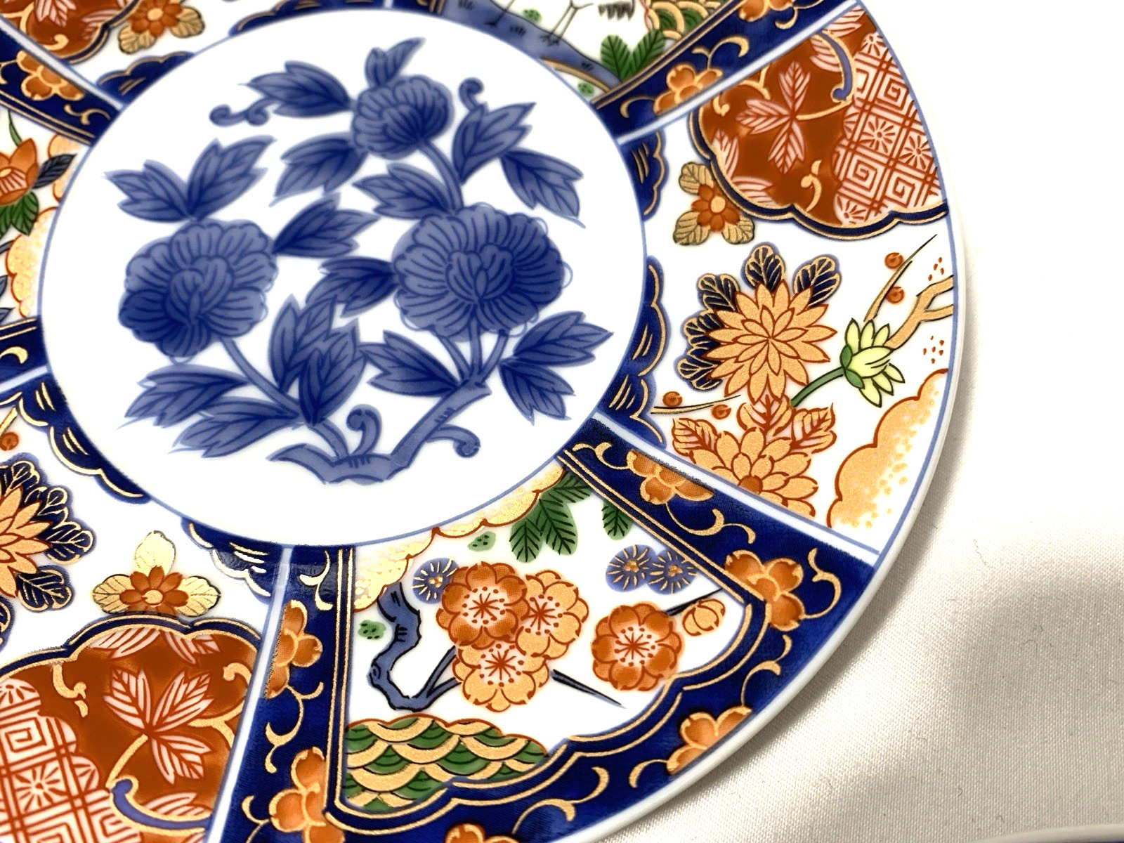 GUMPS KARAKUSA IMARI SET 4 COFFEE TEA CUP&SAUCER 2 SETS AVAIL RED BLU GREN GILT