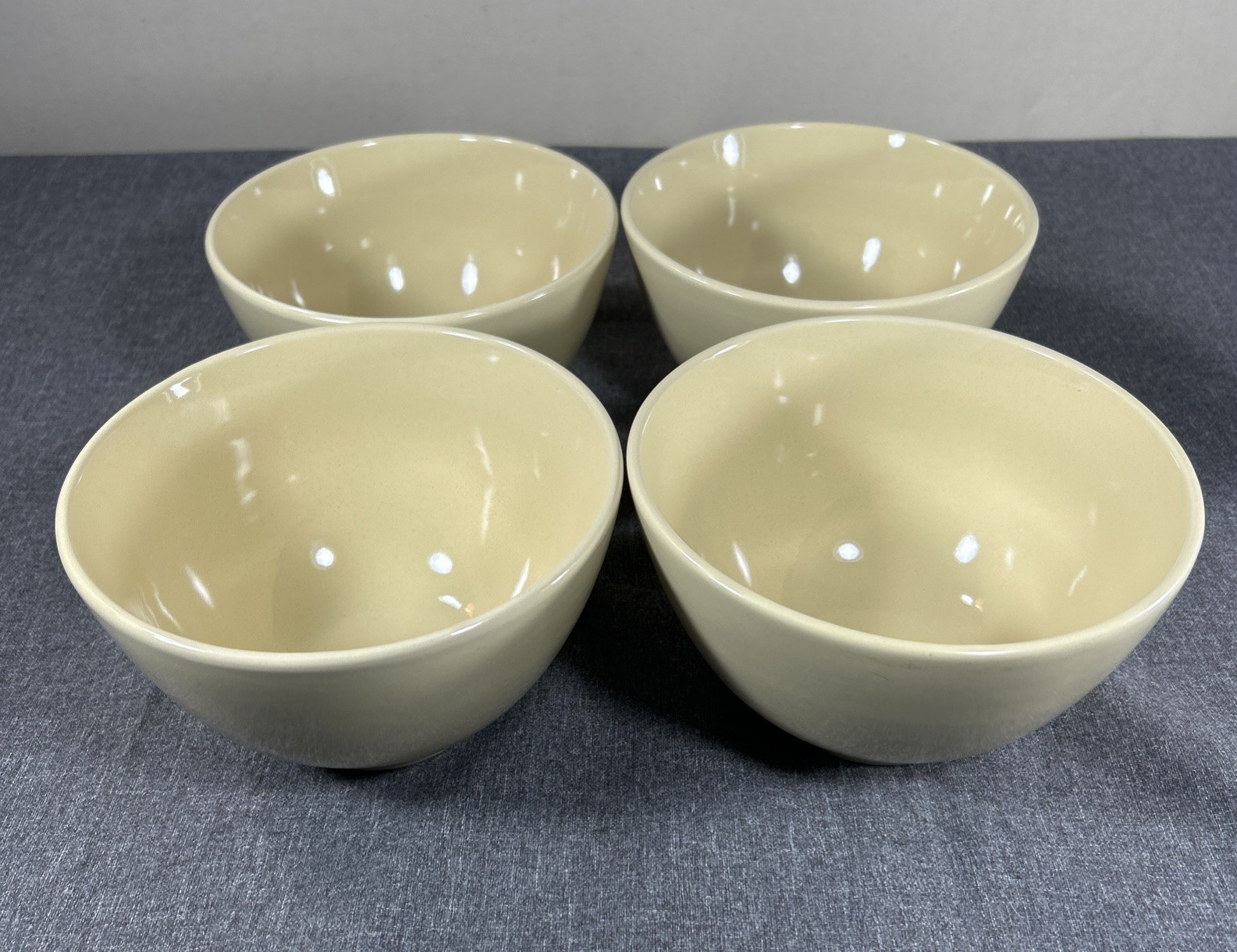 Crate And Barrel Yellow Bowls Soup Cereal Ice Cream Everyday 3.75″ Deep Set 4