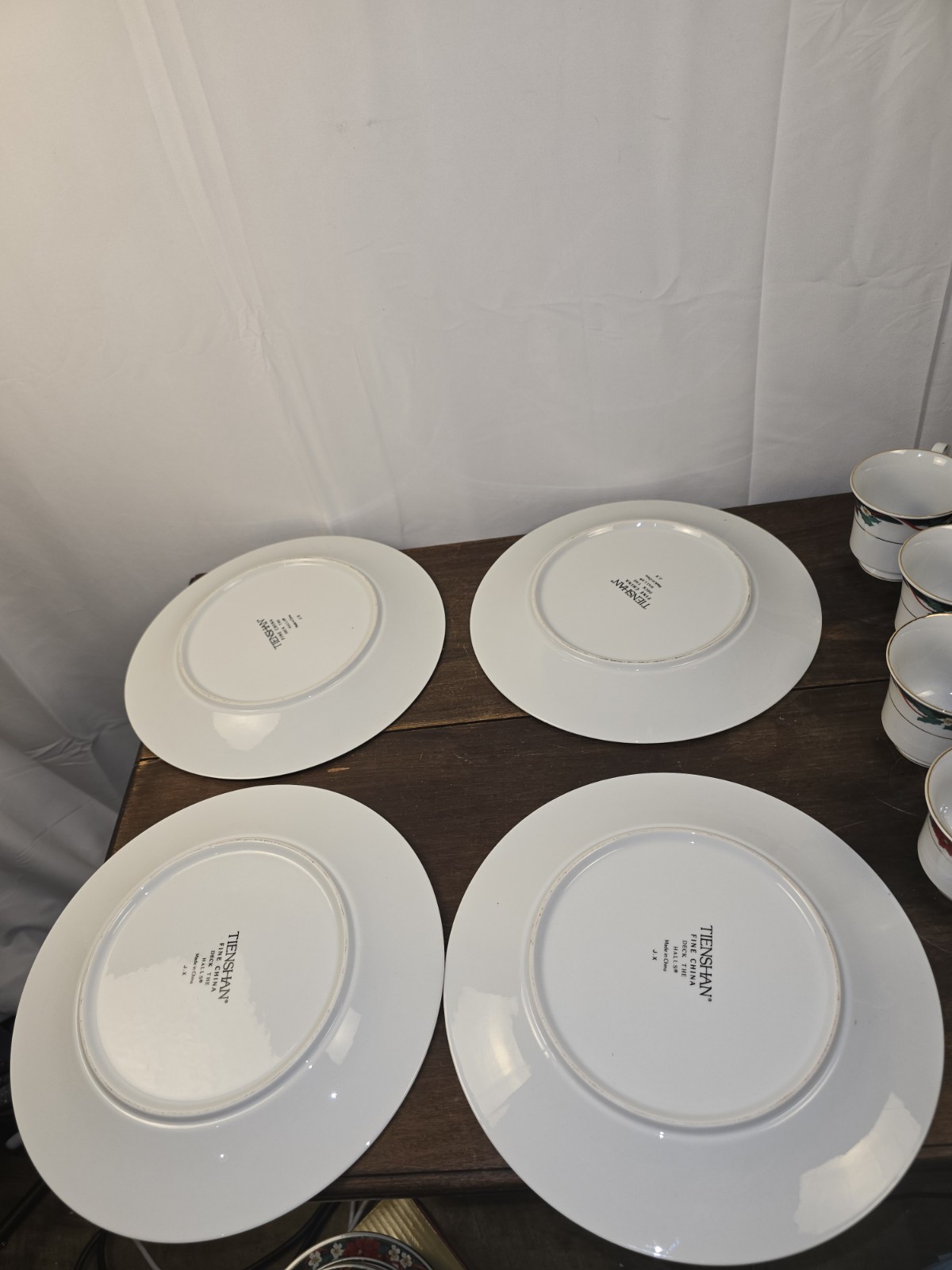 NIB VTG Tienshan”Deck The Halls”16pc Christmas Poinsettia Dinnerware Fine China