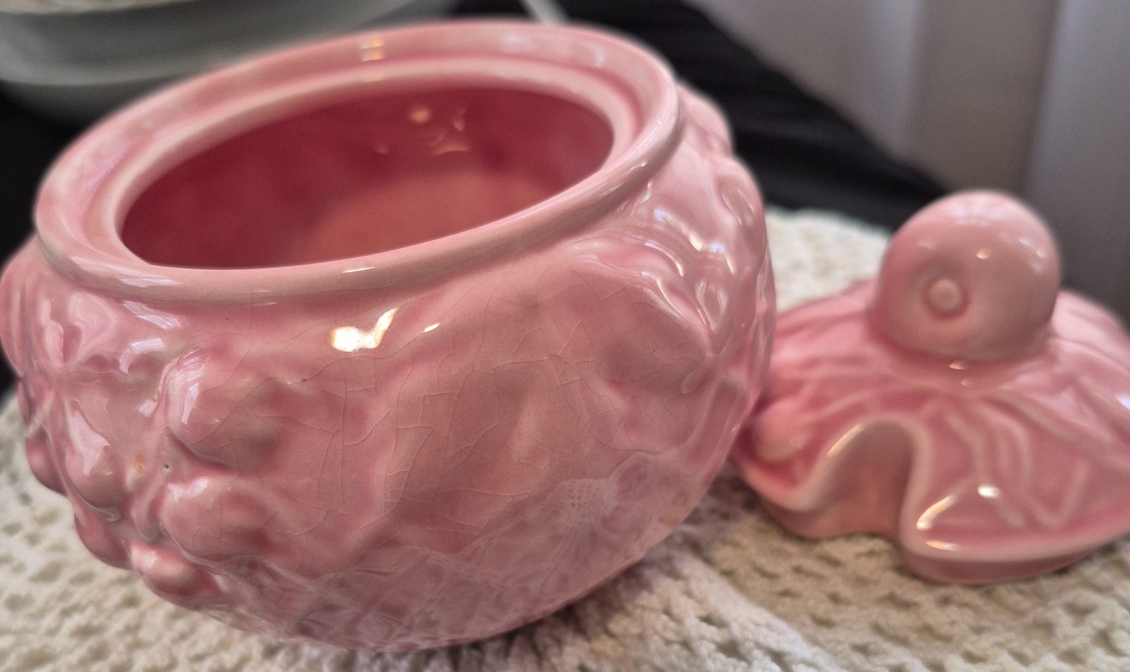 Wade glazed ceramic Pink Fruit Basket Creamer and Sugar Bowl with lid