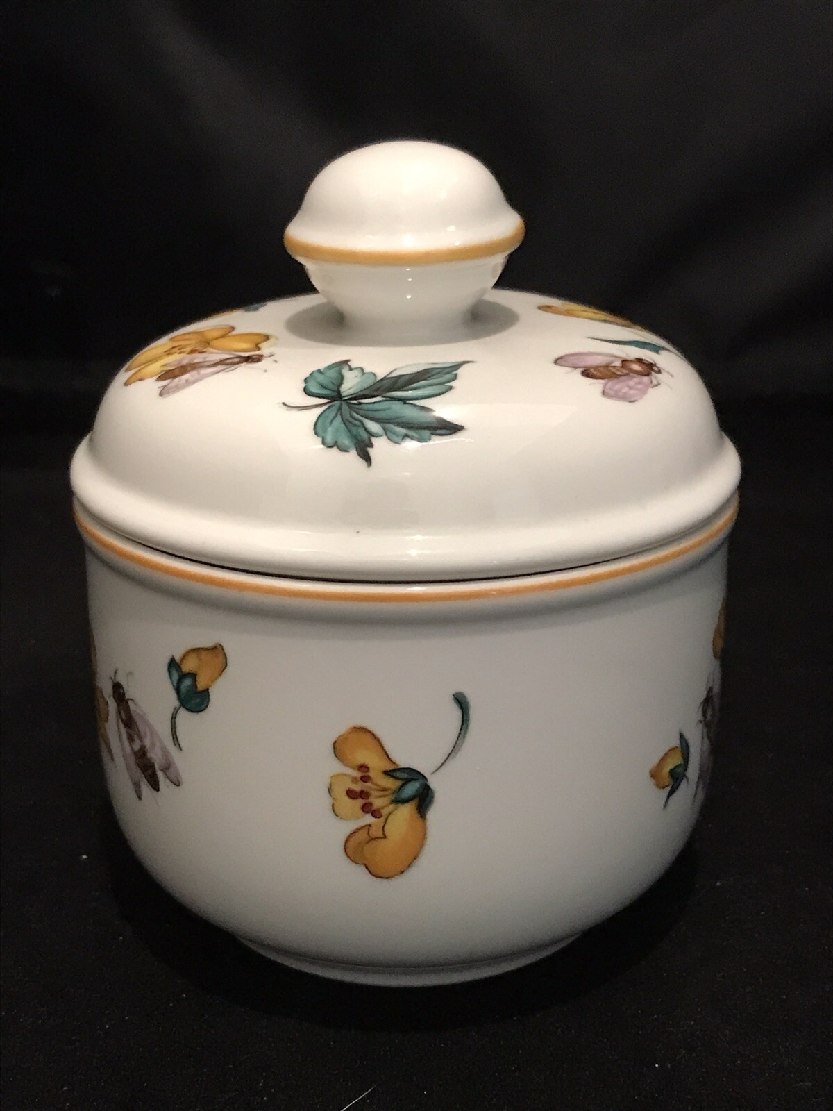 Villeroy & Boch Anno 1748 Luxembourg Flowers & Bees Jam Sugar Bowl w/ Lid