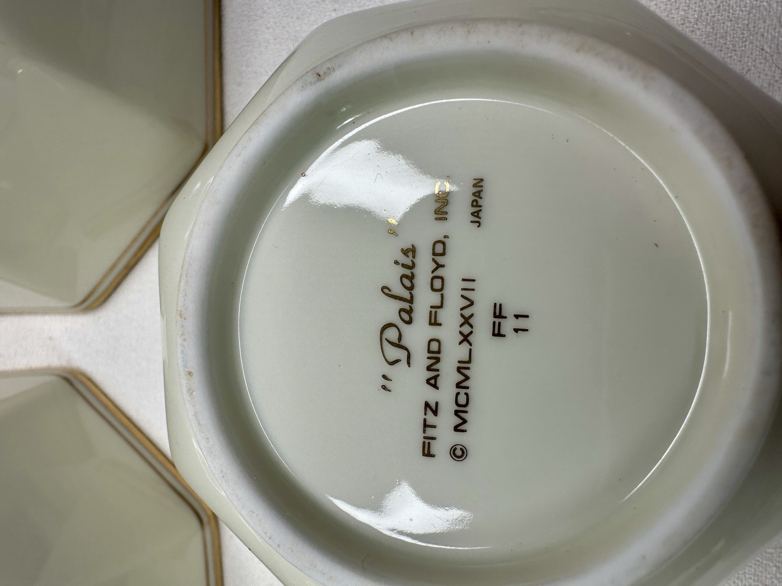 Fitz & Floyd Palais Ivory w/Gold Octagon Nesting 5in Bowl (9 Available)