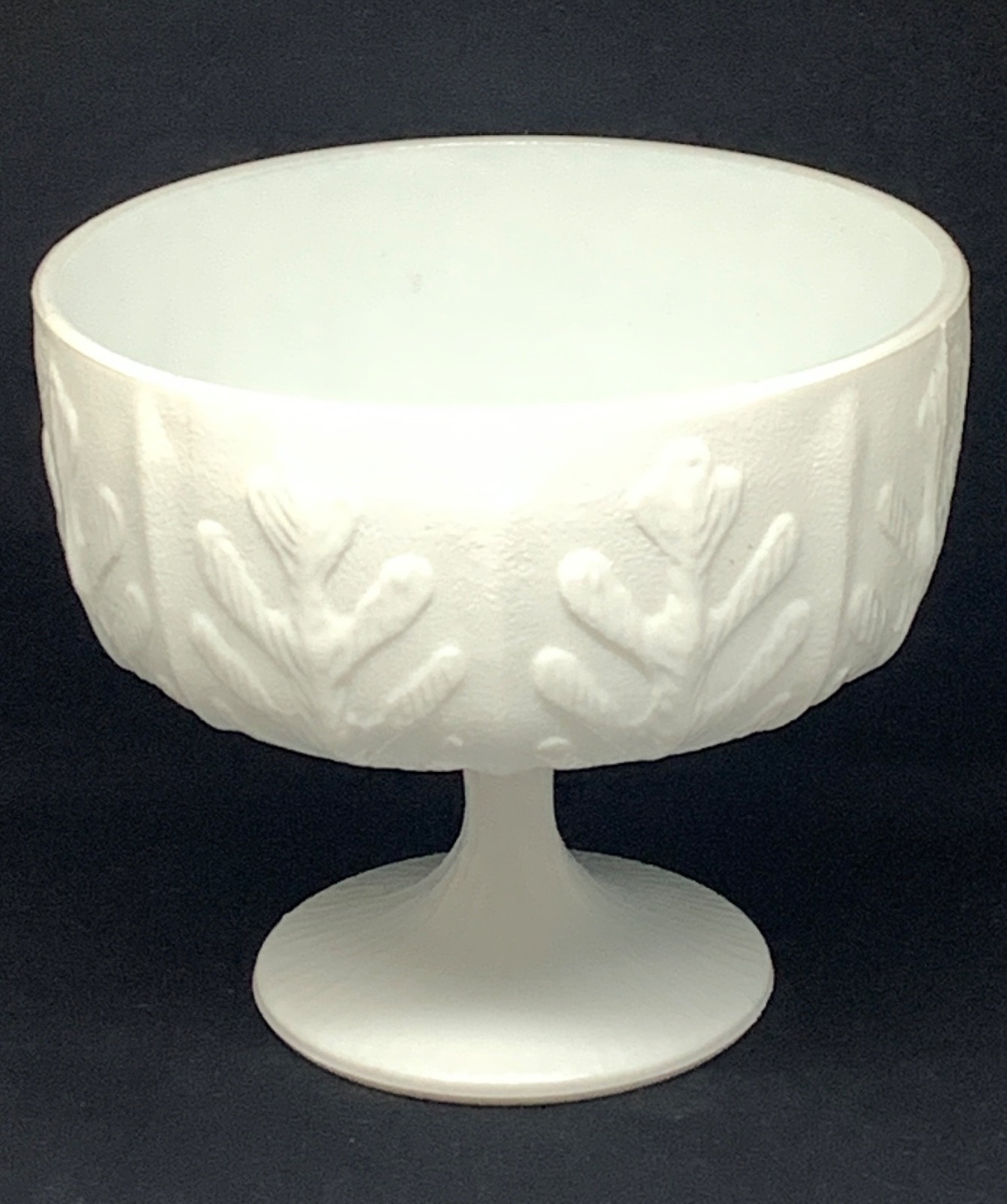 Vintage FTD 1978 Milk Glass Pedestal Compote/Vase/Planter Oak Leaf 5 1/2” TALL