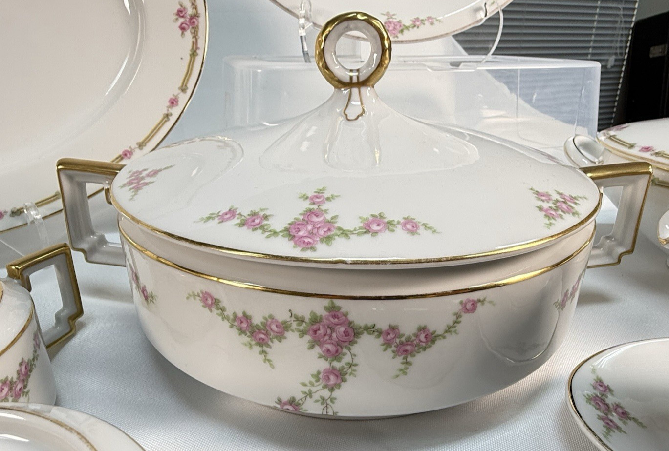 Vintage Heinrich & Co Rosalinda Bavaria China Set – 44pc Pink Rose Gold Trim