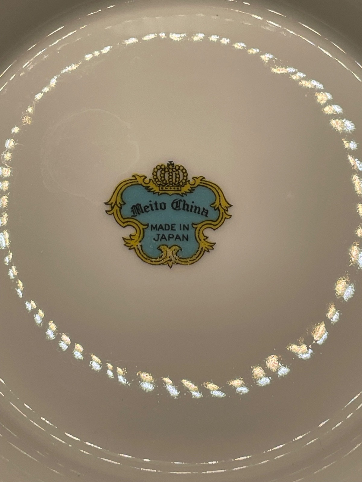 Vtg Meito Utica Fine China Covered Round Vegetable Dish Bowl 11” Blue Gold Trim