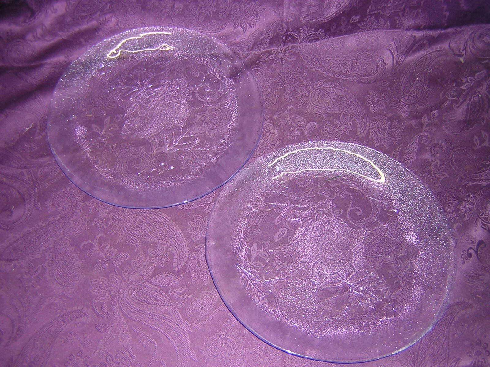 set of 2 pressed glass plates with fruit and leaves, 10 1/2″