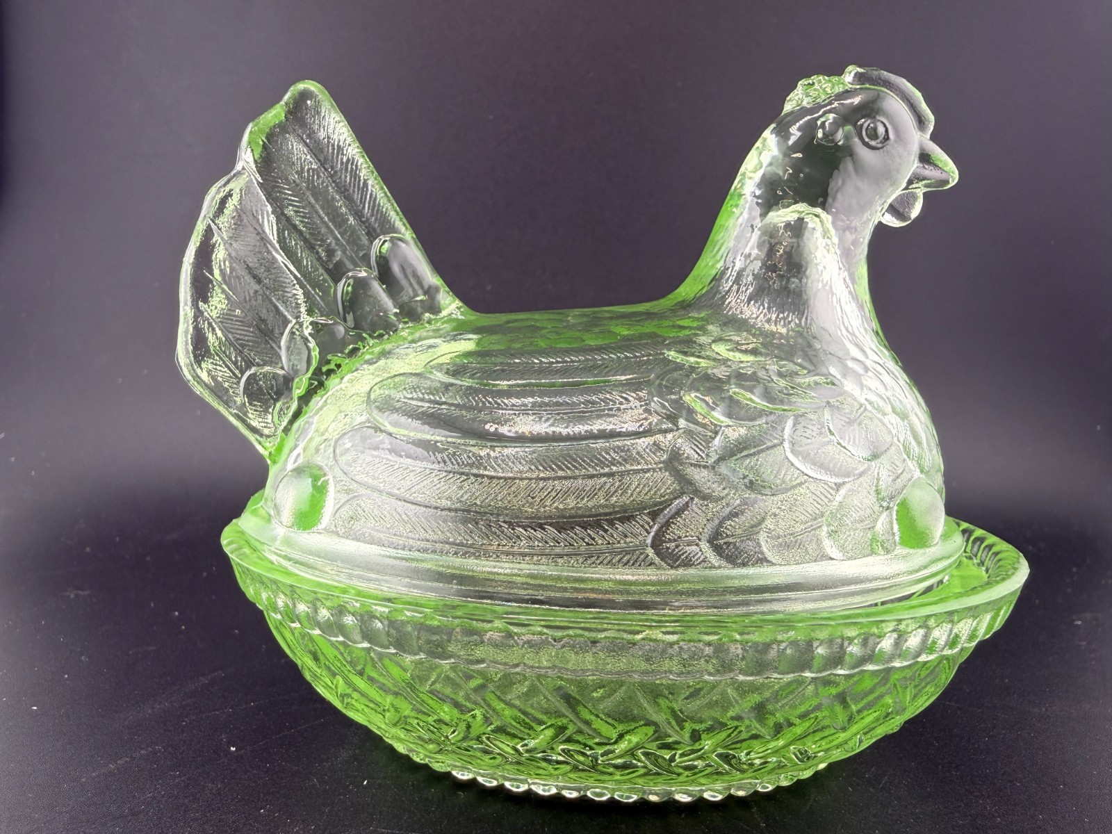Wilkerson Glass USA Green Vaseline Uranium Glass Hen on Nest Covered Dish – 4.5″