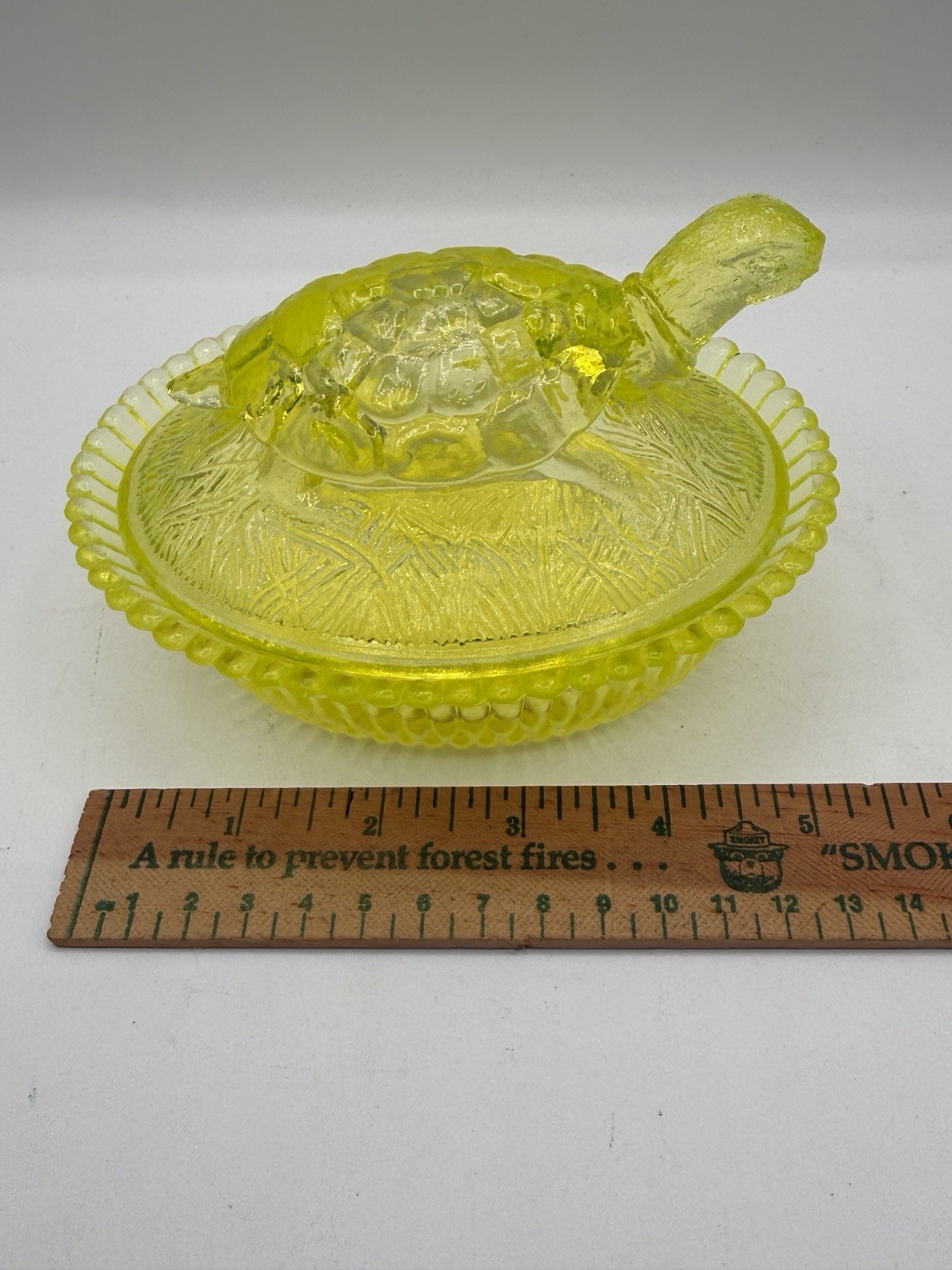 VNTG Boyd Vaseline Glass Turtle Covered Dish 5.5 in VERY RARE