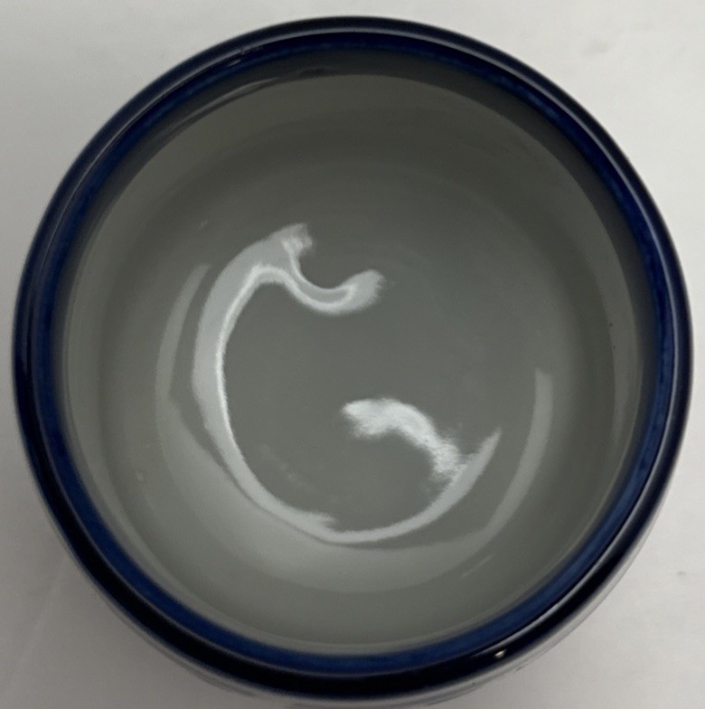 Deep Blue and White Yunomi Japanese Tea Cup-Kanji Print-Impressions For Fingers