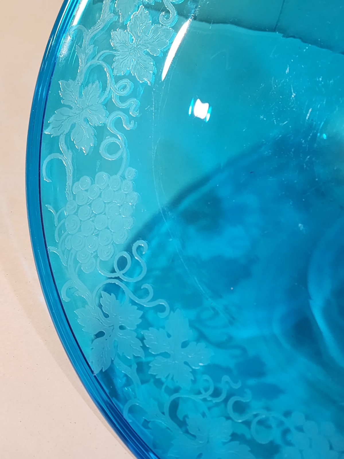 Sinclaire Steuben Engraved CELESTE BLUE 16″ Glass Plate Possible Shape 2906
