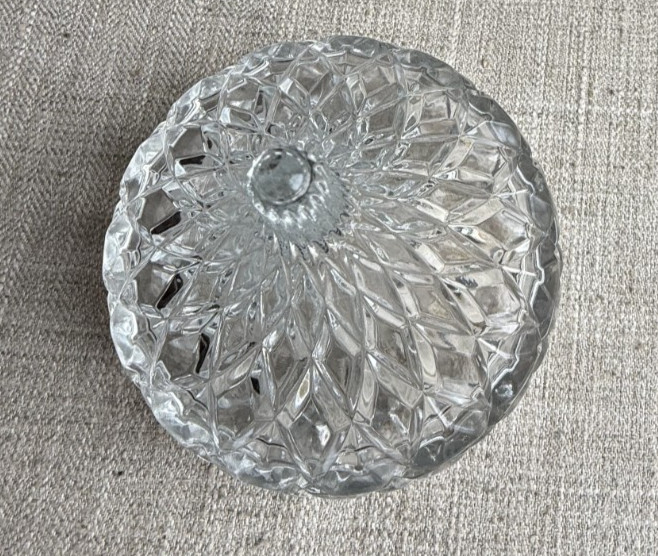 Hershey’s Kiss Clear Glass Trinket/Candy Dish with Lid
