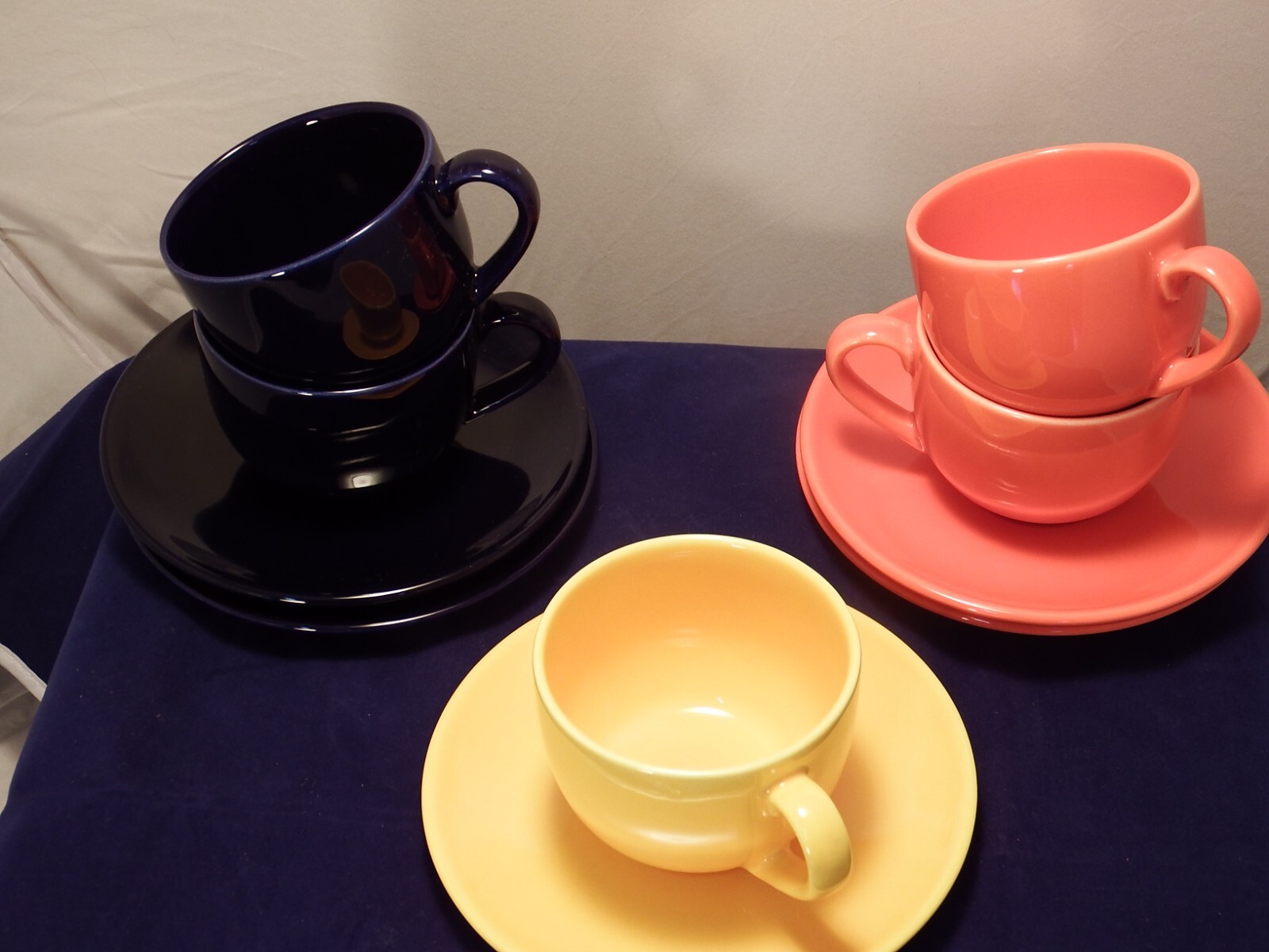 VISTA ALEGRE KERATABLE COBALT BLUE YELLOW ORANGE (5) CUPS & SAUCERS EXCELLENT
