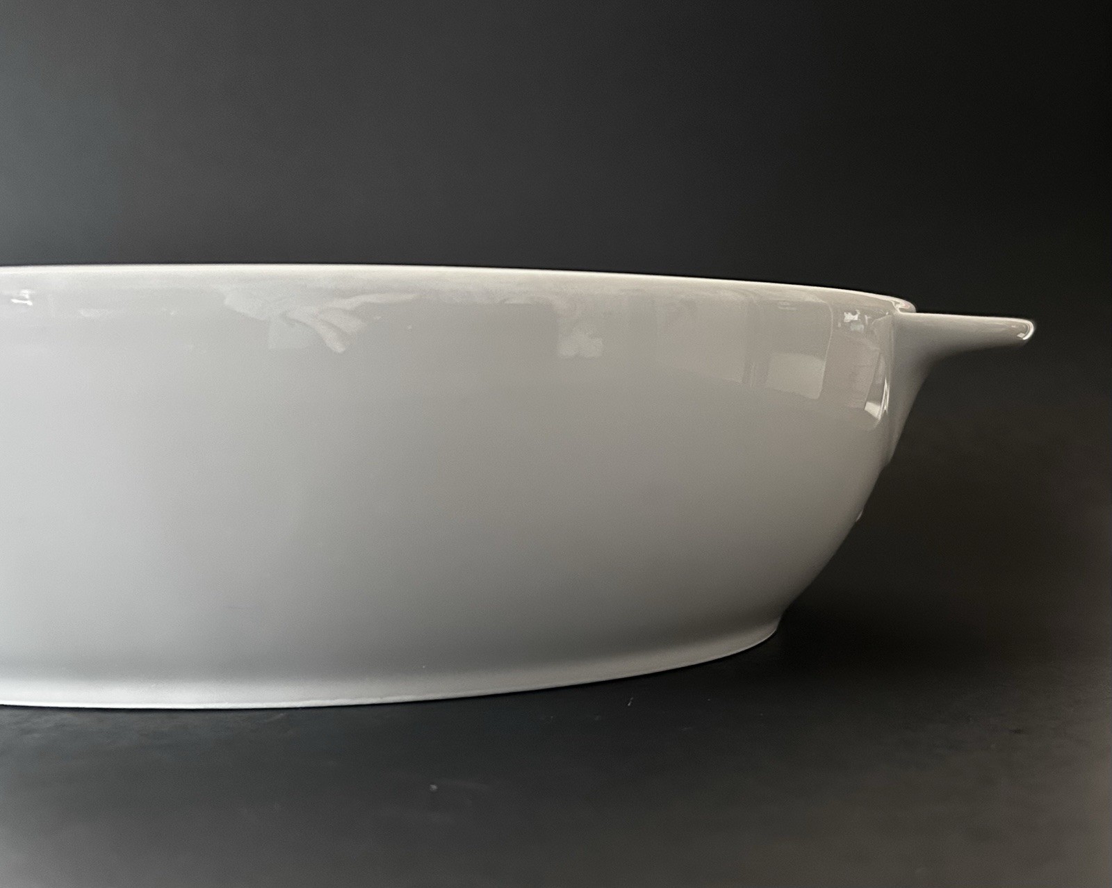 Denby White Round Oval Baker 13” Casserole Dish