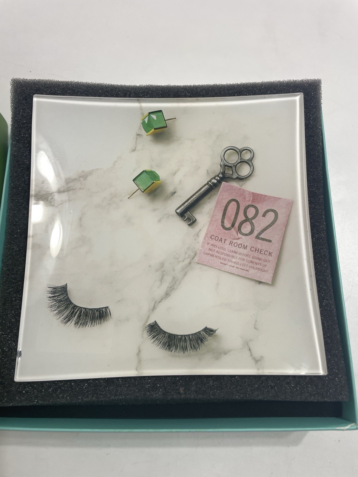 Kate Spade Lenox Snap Happy Eyelashes Key Square Dish Plate 6×6 NIB
