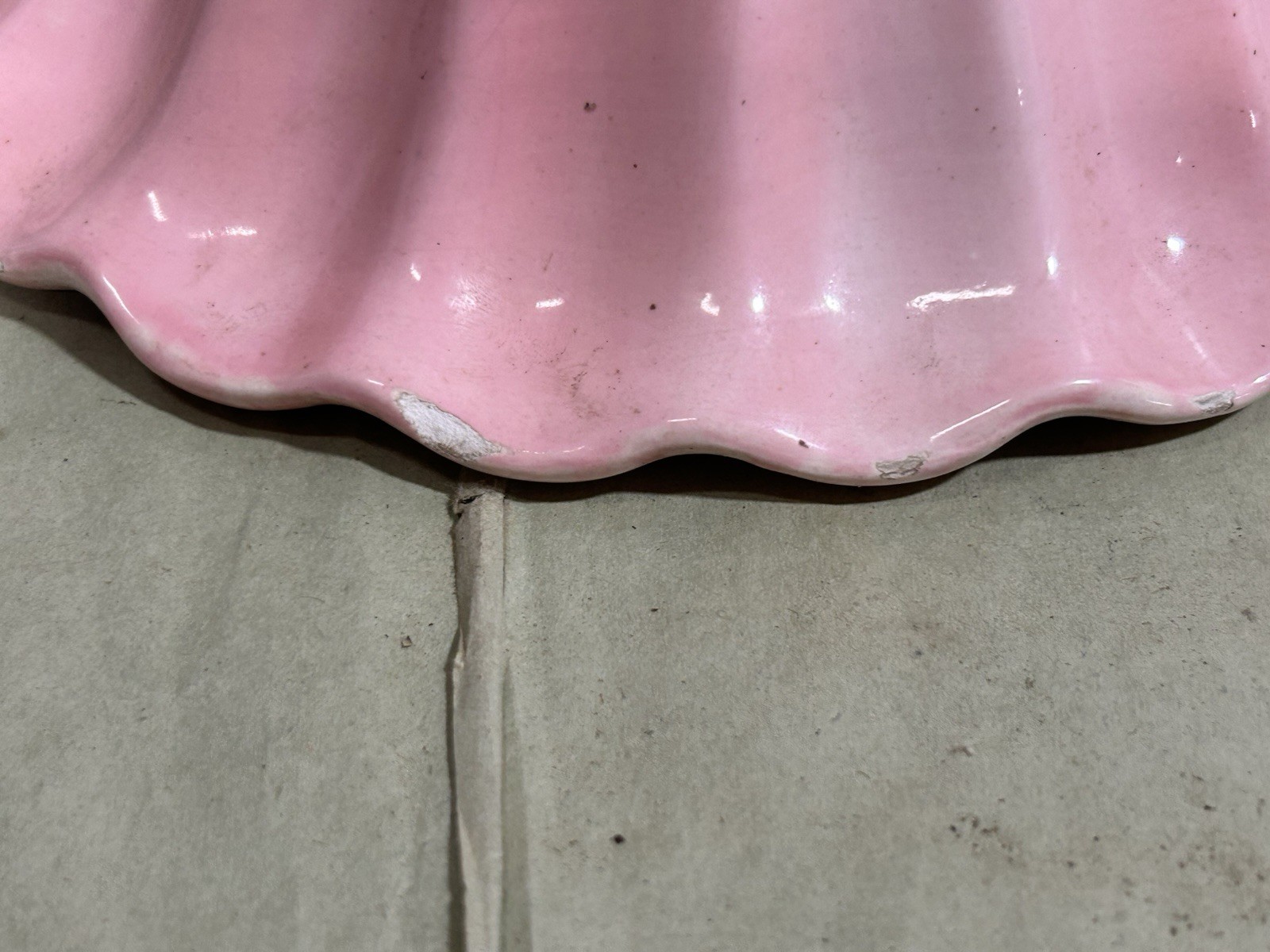 Scalloped Pink And White Pedestal Bowl 8 1/2 Inches At The Top