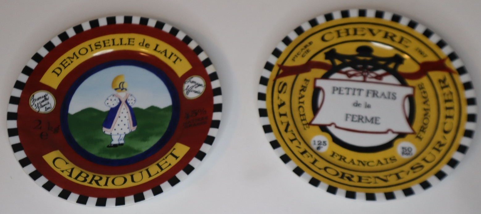 VTG 2005 American Atelier Set Of 2 Dessert Canapés Plates Brie 5510 6.5 in diam