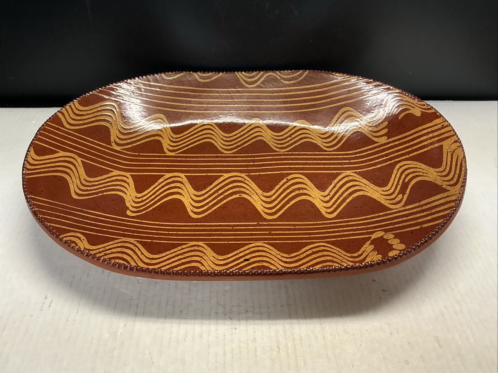 Ned Foltz redware 1997 Oval Platter 18×13” Slip Comb Decoration Cogged Edge