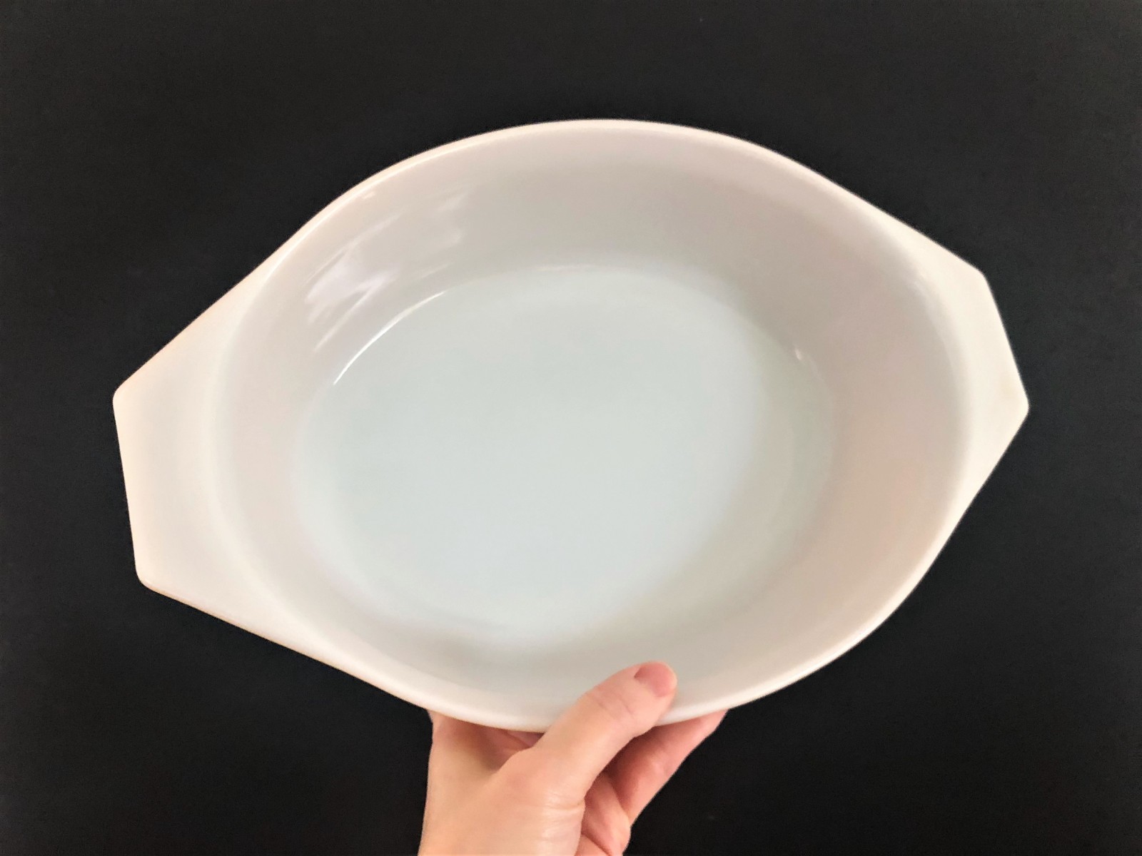 Vintage 1970s Pyrex Butterfly Gold 2-1/2 Qt. Oval Casserole Dish #045 – with Lid