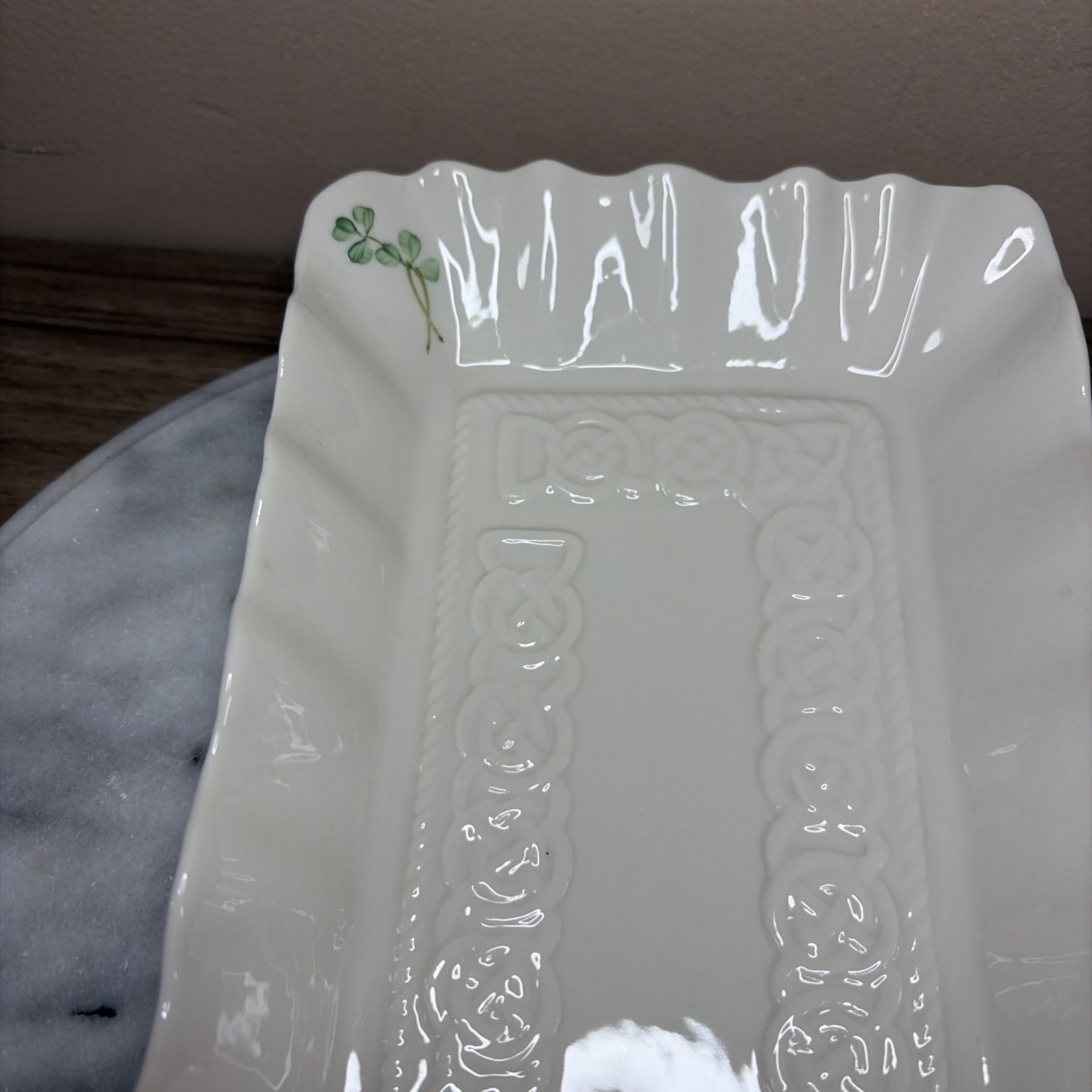 Belleek Everyday Tara Tray Shamrock Detail Celtic Knot Design 12.5″ x 6″ Ireland
