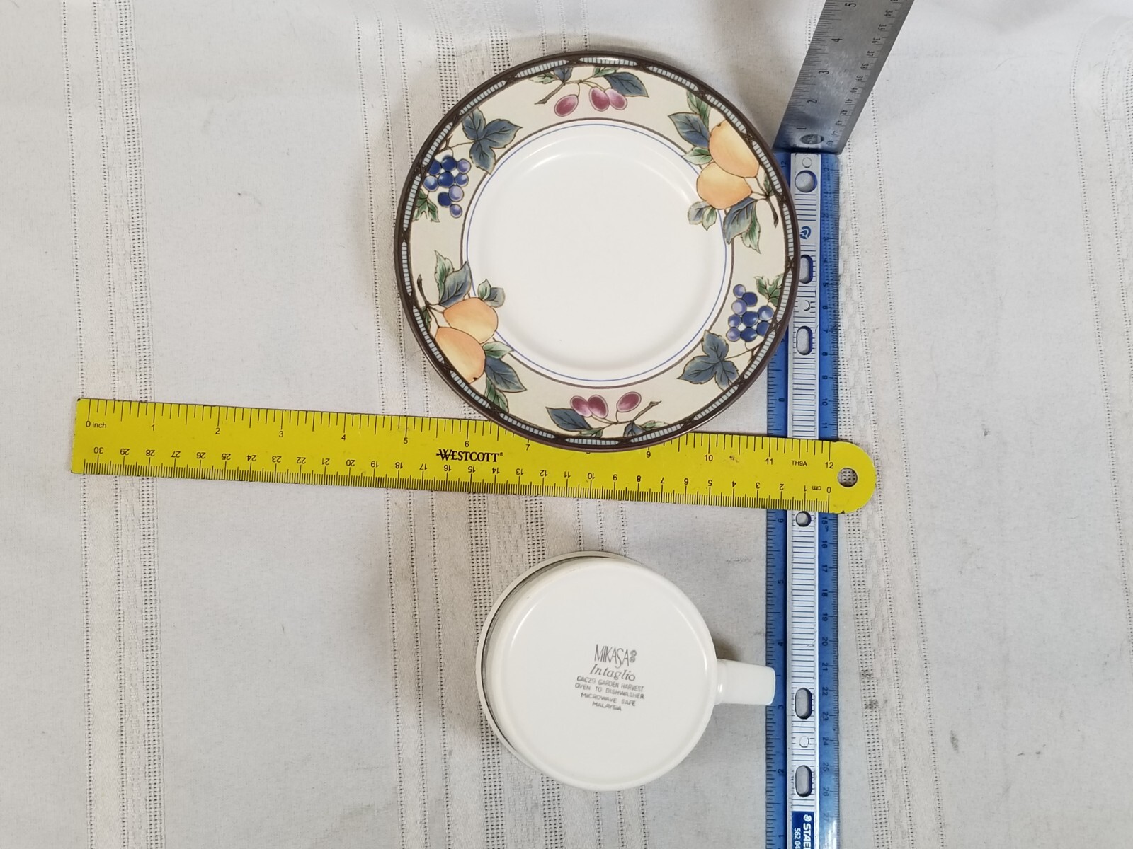 USED UTENSIL MARKS Mikasa Intaglio Garden Harvest Coffee Tea Cup with Saucer