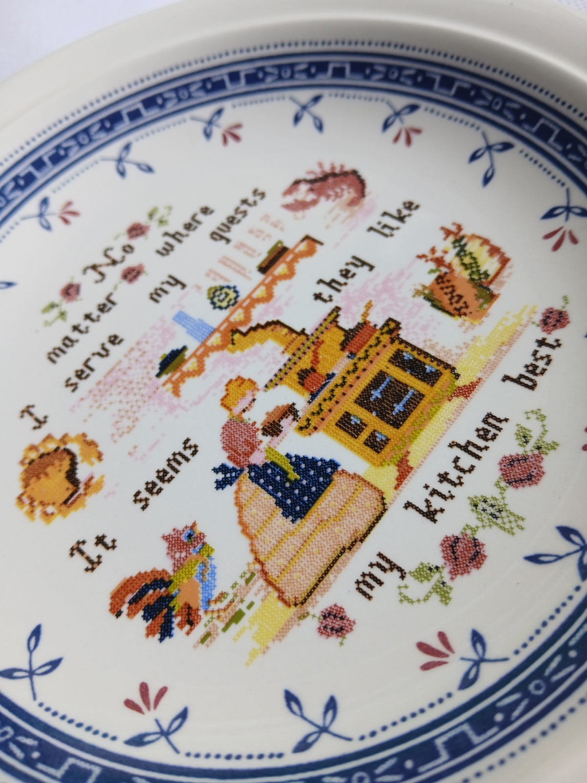 Ceramic Decorative Plate Blue Border Kitchen Motif Round Glossy Multicolor