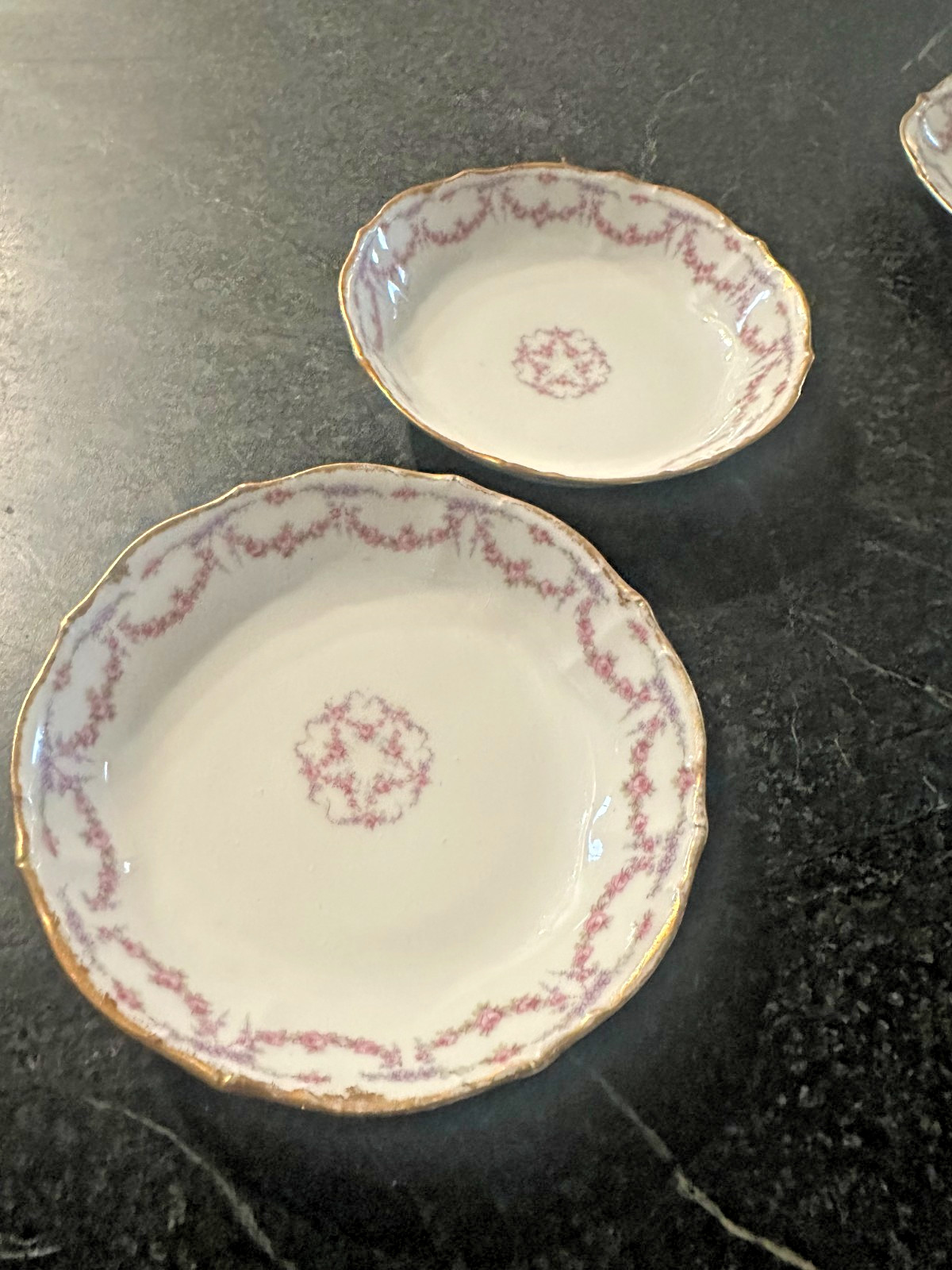 Limoges France Elite Bawo Dotter Rose Garland porcelain set.’