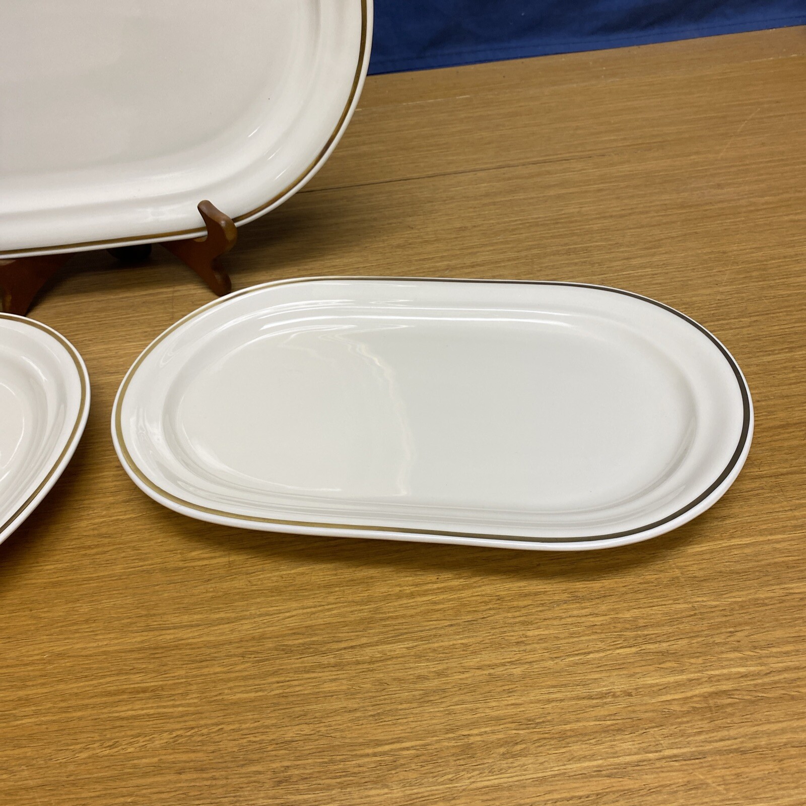 3 Vtg. Weimar Feodora Goldreif Ivory 16 1/2” – 15” – 13” Oval Serving Platter’s