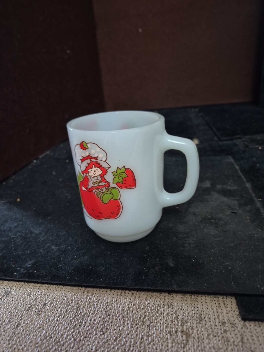 Anchor Hocking Strawberry Shortcake Milk Glass Kids Mug Oven Proof 1980s