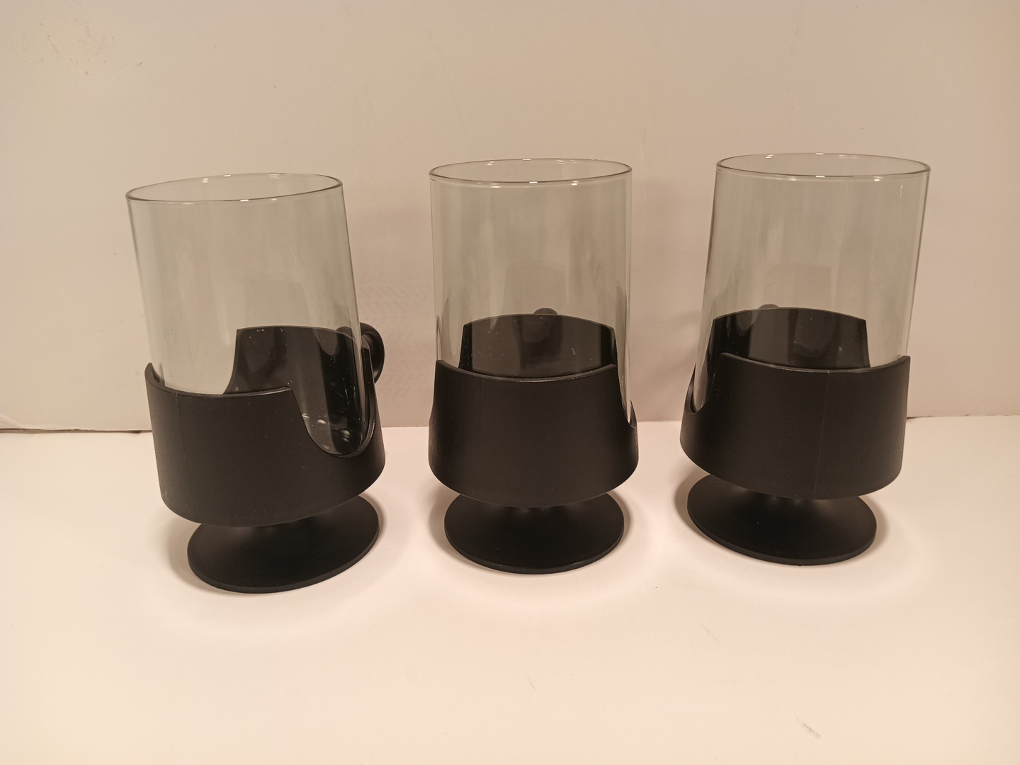 Set Of 3 Vintage Glas-Snap By Corning 8oz Tumblers With Black Plastic Holders