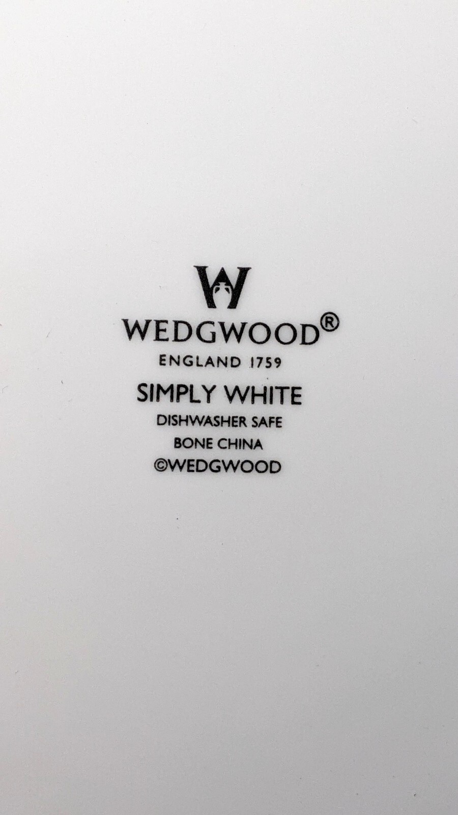 Wedgwood Grand Gourmet Simply White Pedestal Cake Stand 12″