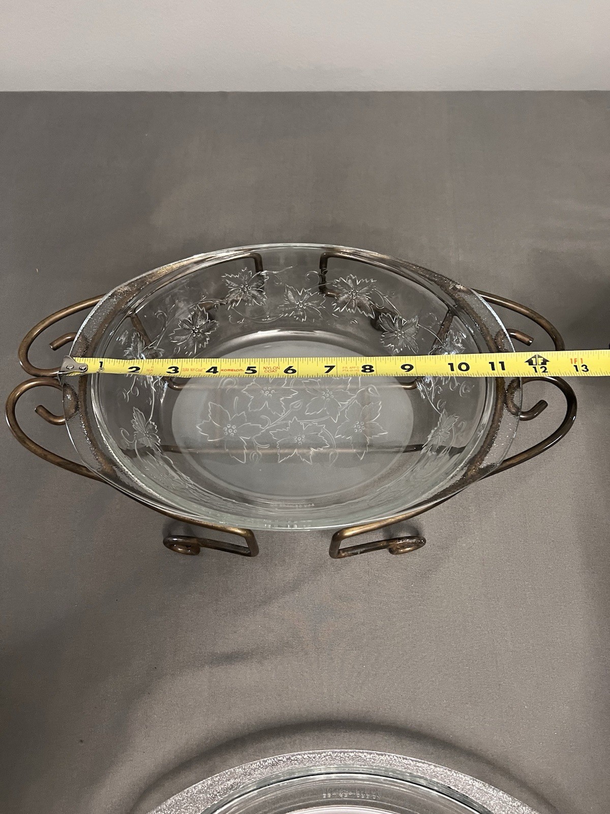 VTG Princess House Fanstasia Design 2.5 Qt Crystal Casserole Dish W/ Stand & Lid
